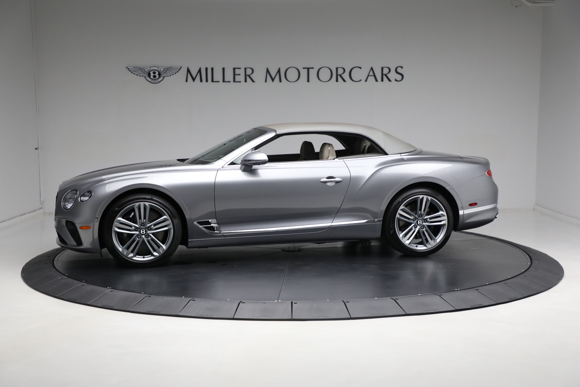 New-2024-Bentley-Continental-GTC-V8