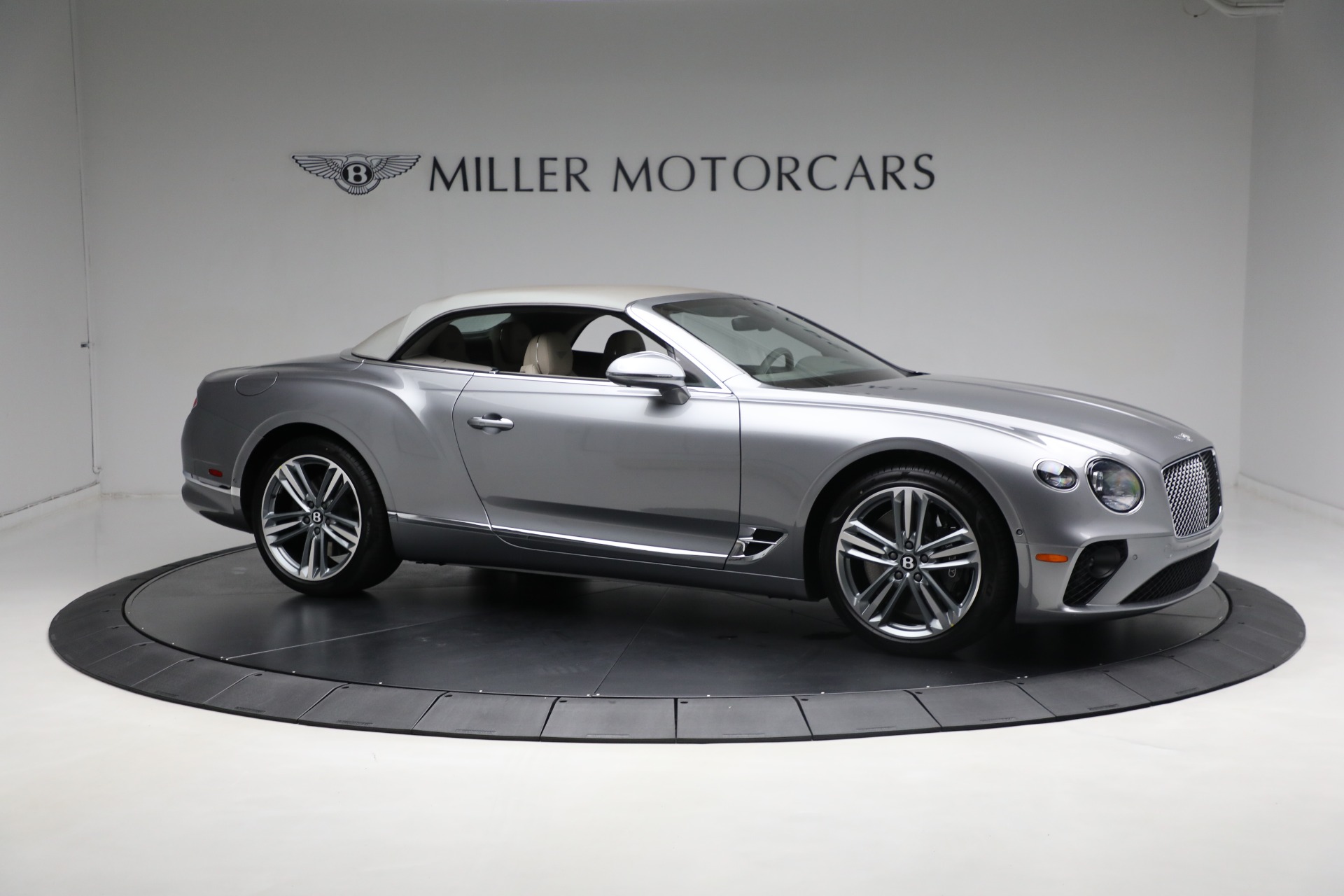 New-2024-Bentley-Continental-GTC-V8