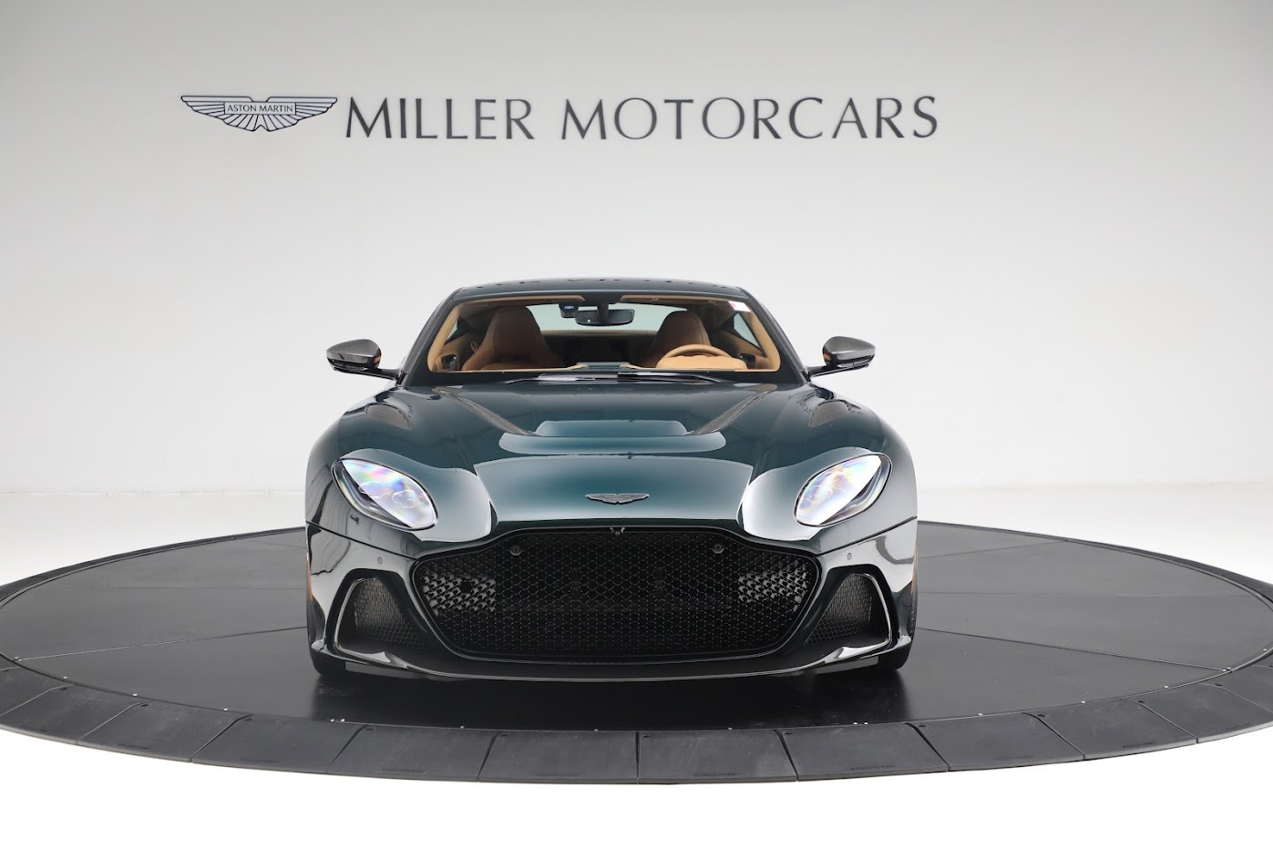 New-2023-Aston-Martin-DBS-770-Ultimate