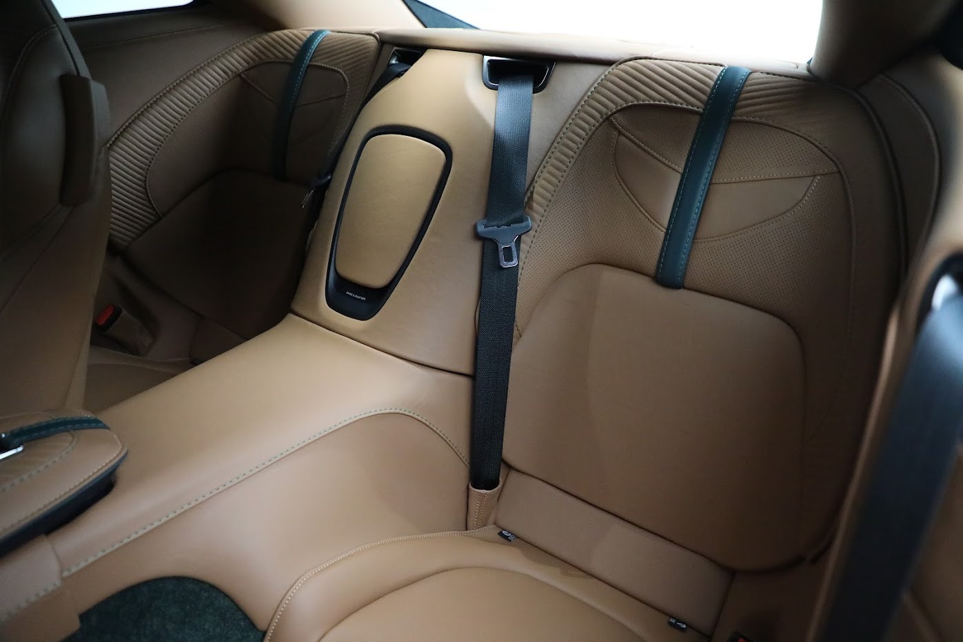 New-2023-Aston-Martin-DBS-770-Ultimate