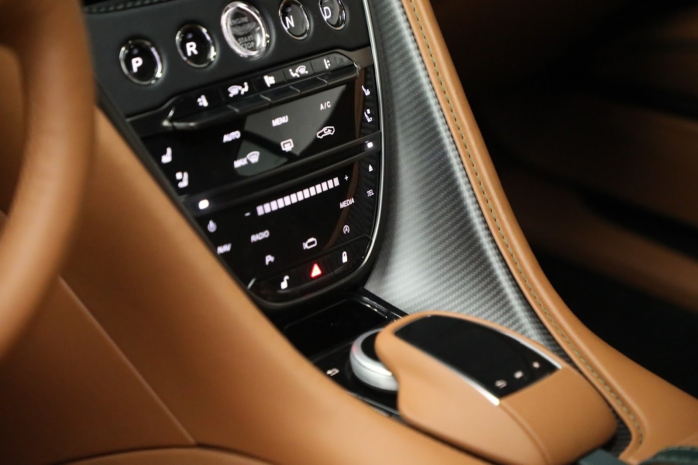 New-2023-Aston-Martin-DBS-770-Ultimate