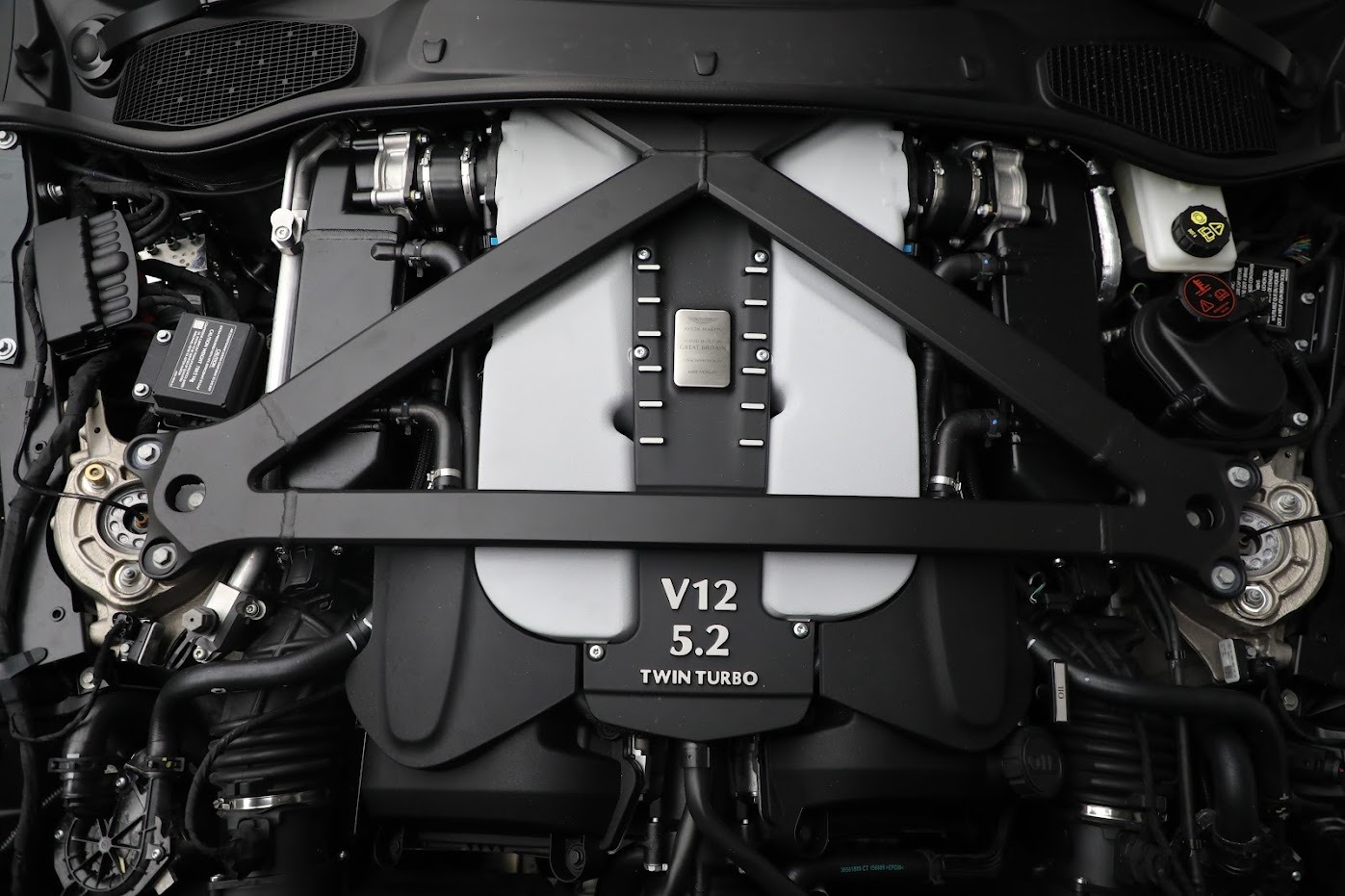 New-2023-Aston-Martin-DBS-770-Ultimate