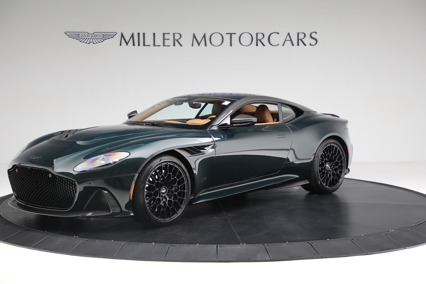 New-2023-Aston-Martin-DBS-770-Ultimate