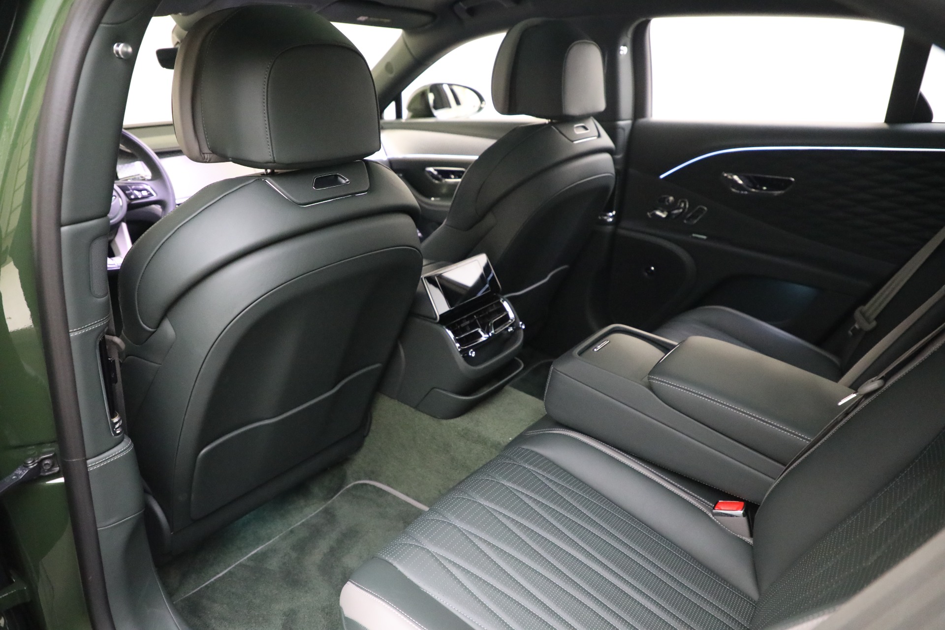 New-2023-Bentley-Flying-Spur-Speed