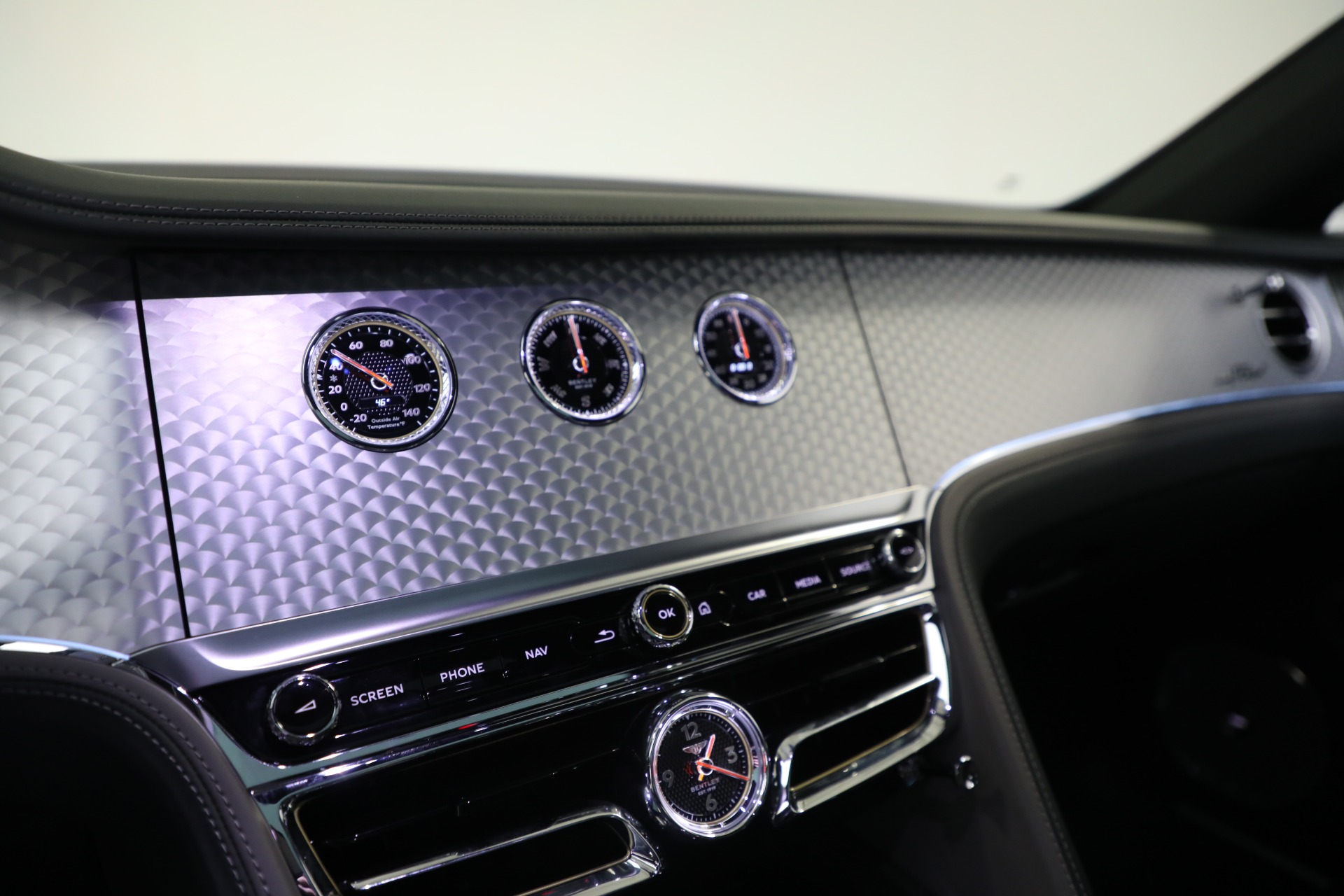 New-2023-Bentley-Flying-Spur-Speed