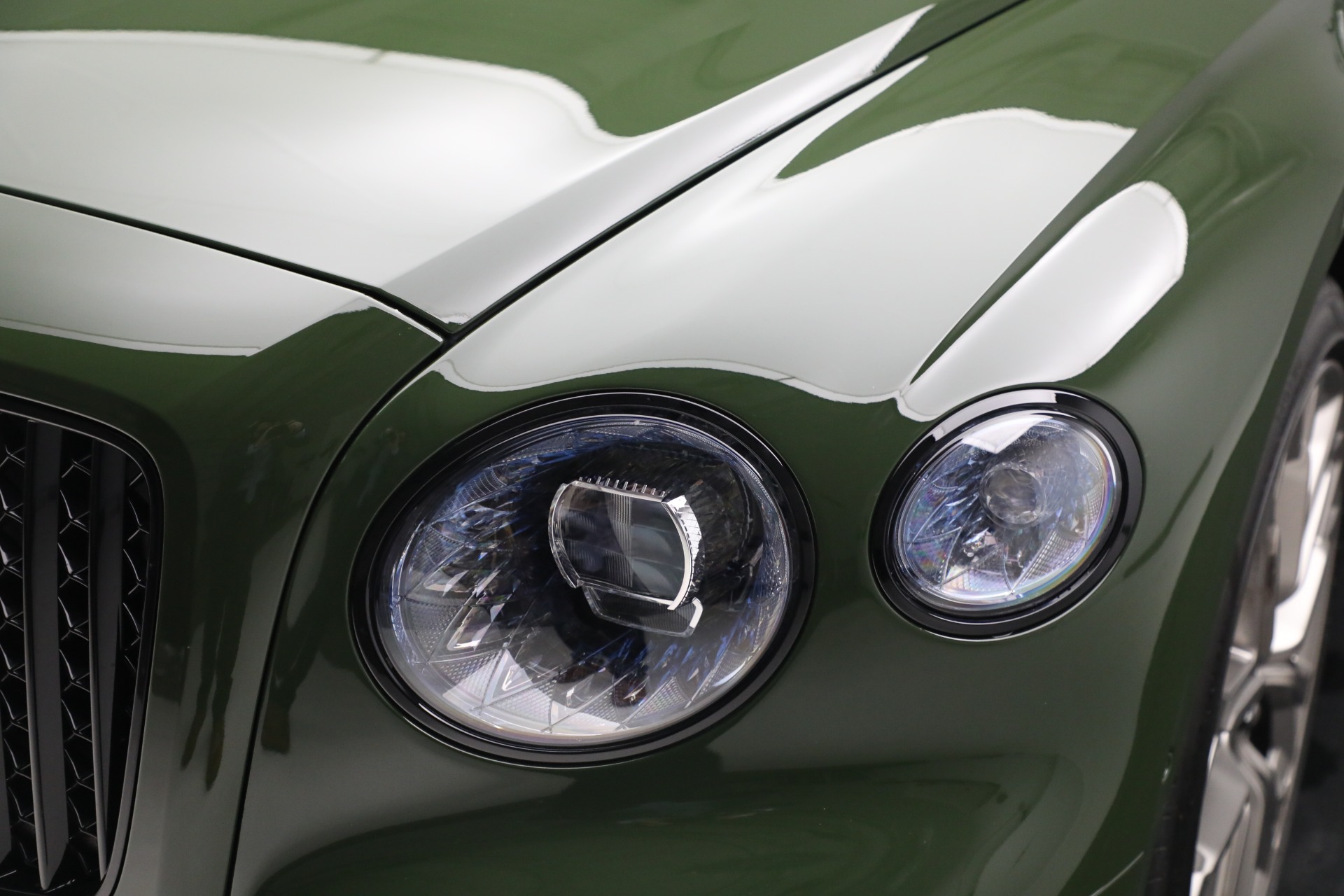 New-2023-Bentley-Flying-Spur-Speed