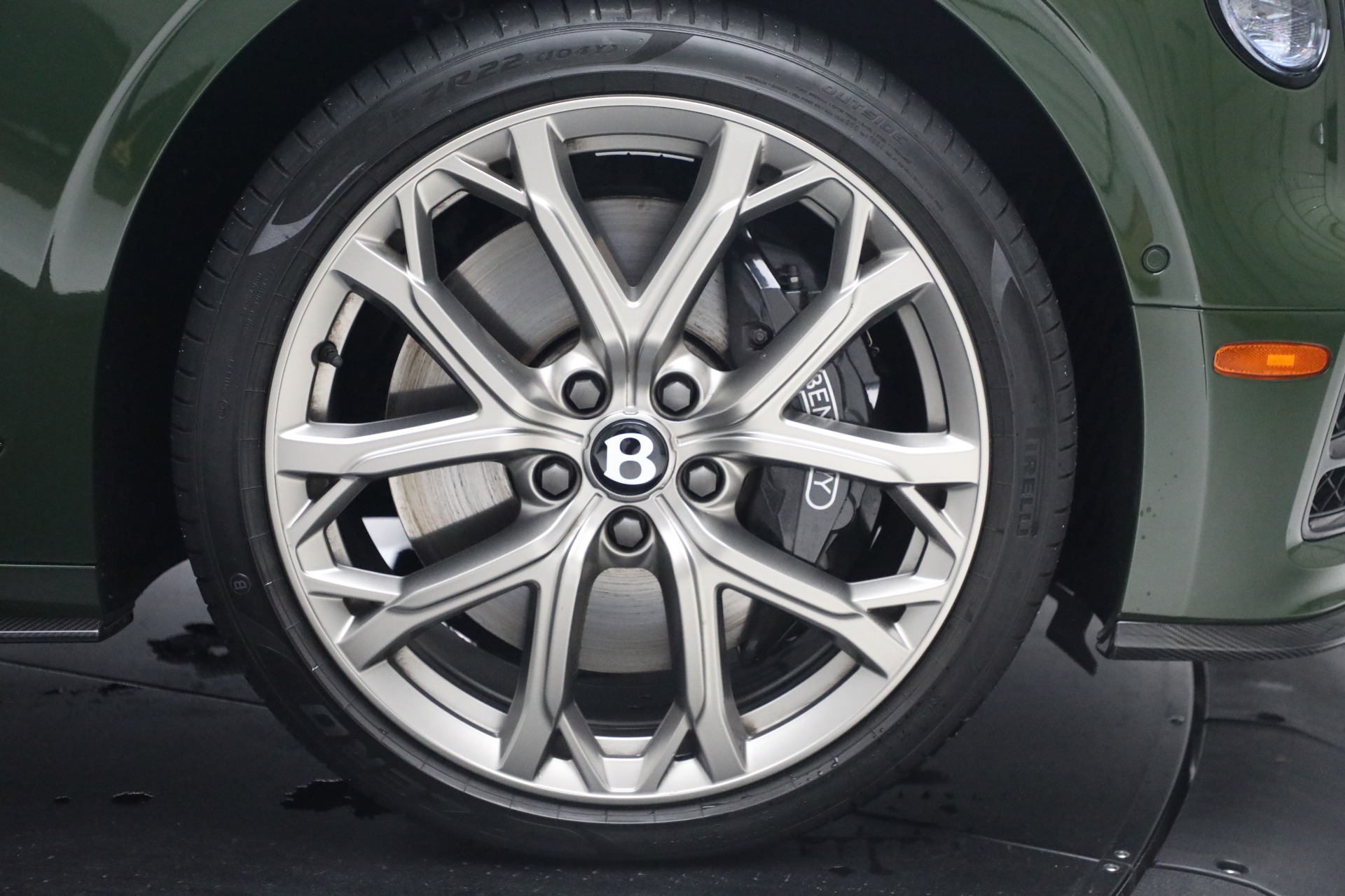 New-2023-Bentley-Flying-Spur-Speed