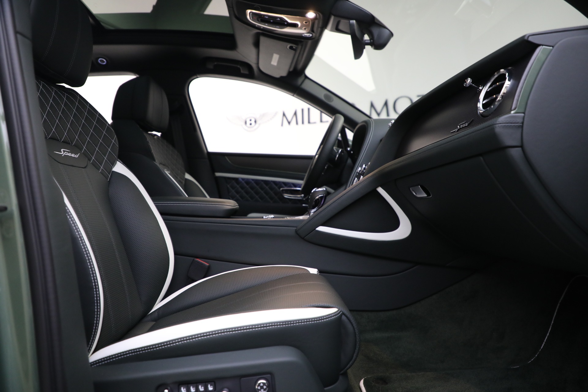 New-2023-Bentley-Bentayga-Speed