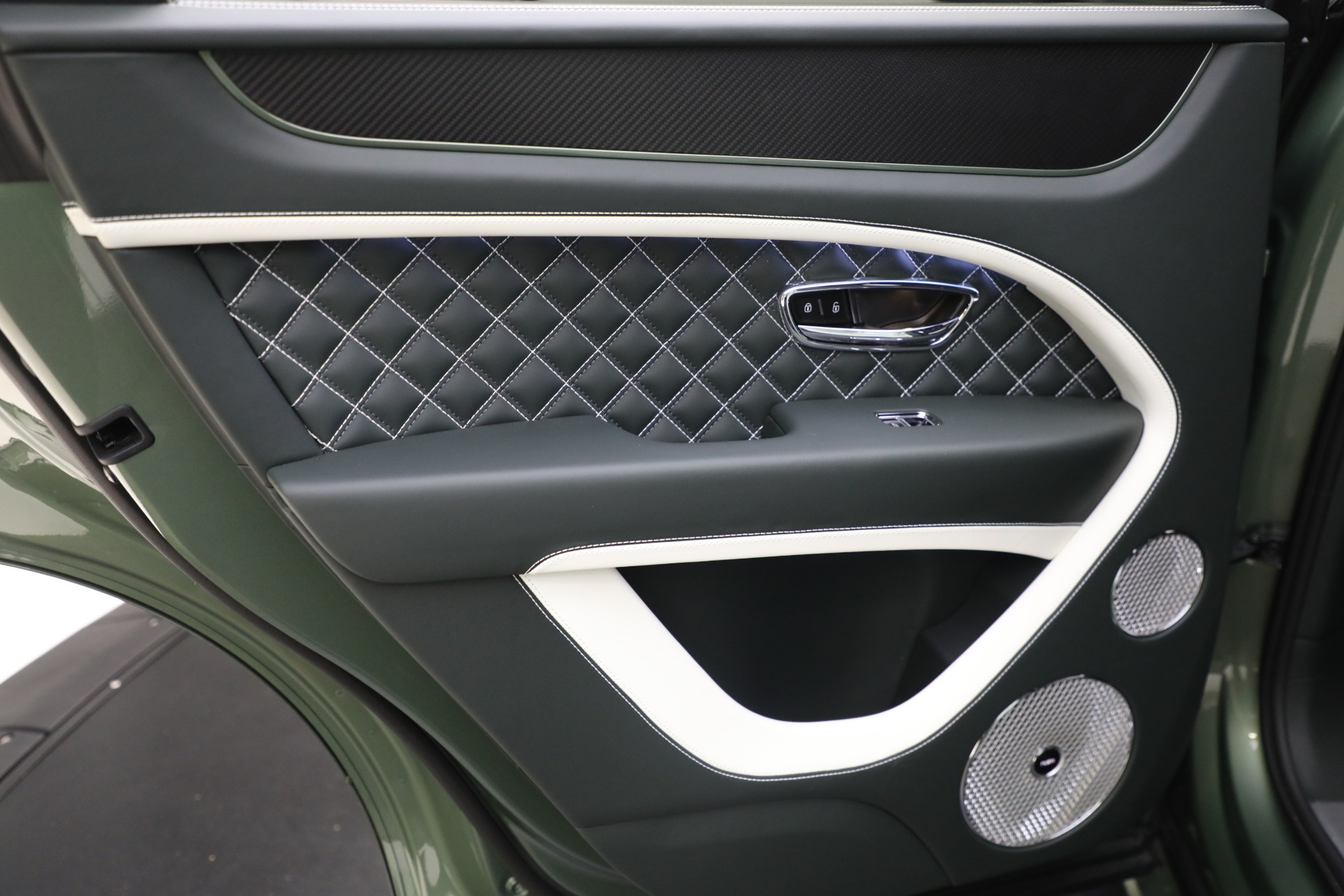 New-2023-Bentley-Bentayga-Speed