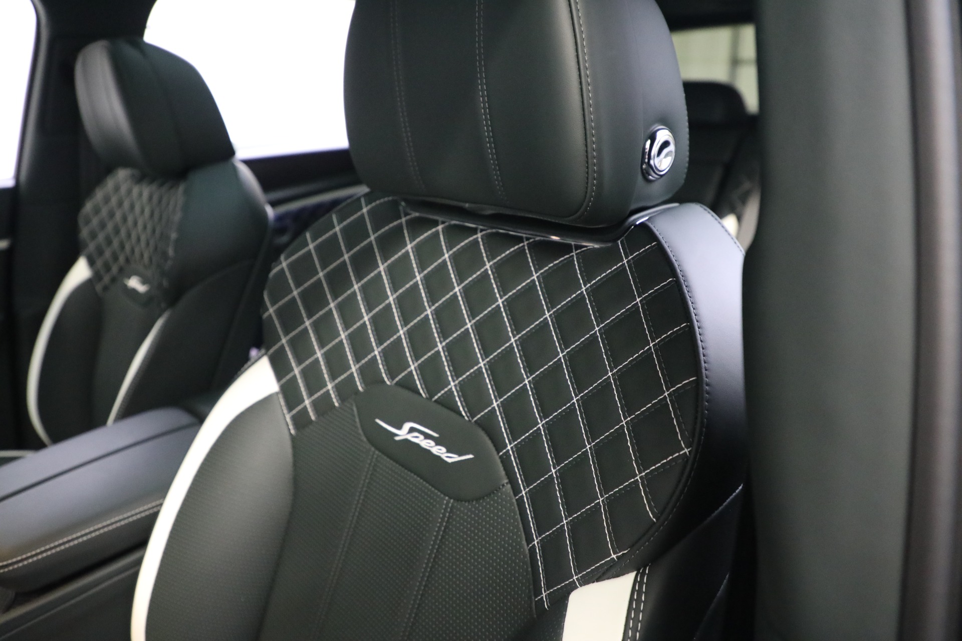 New-2023-Bentley-Bentayga-Speed