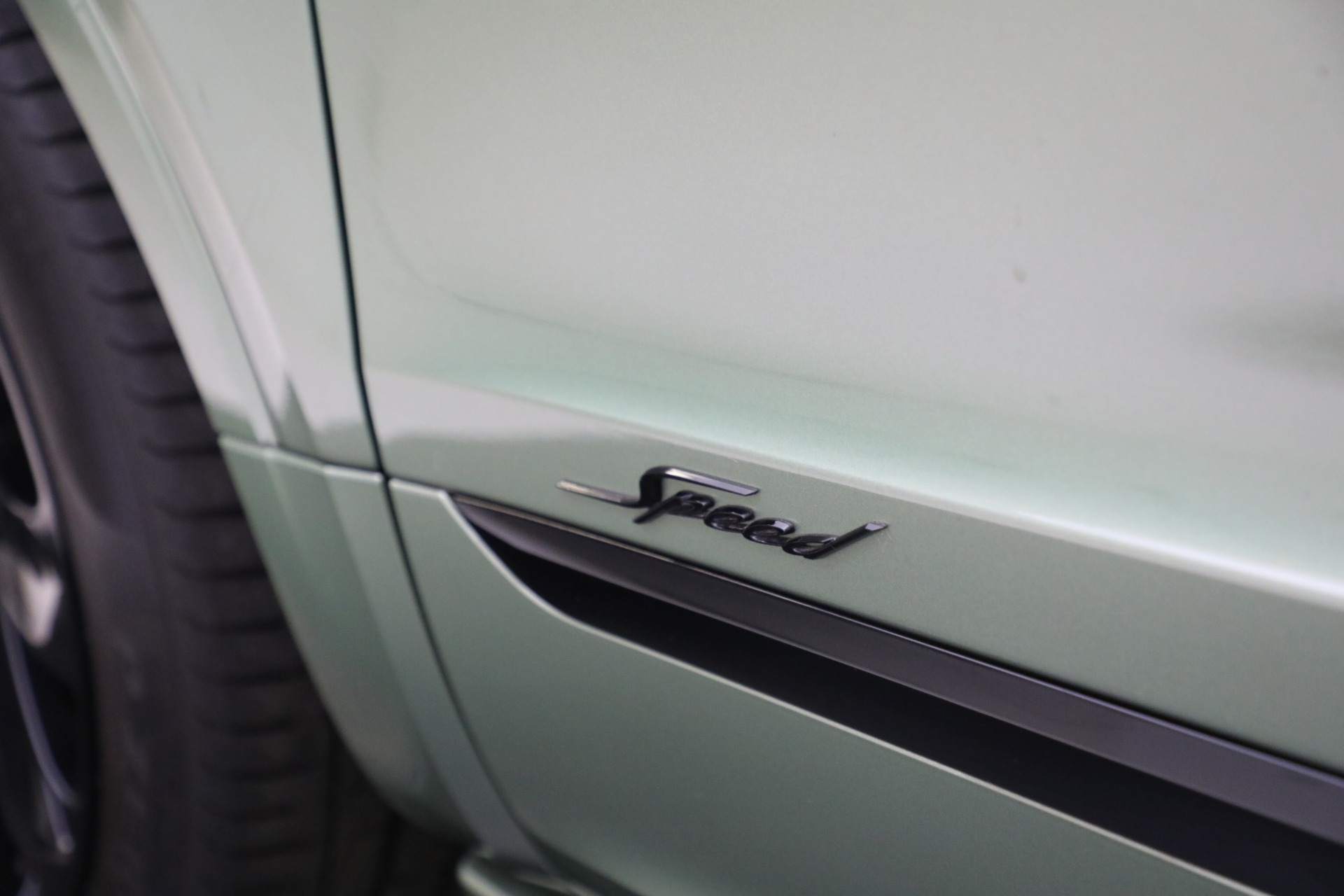 New-2023-Bentley-Bentayga-Speed