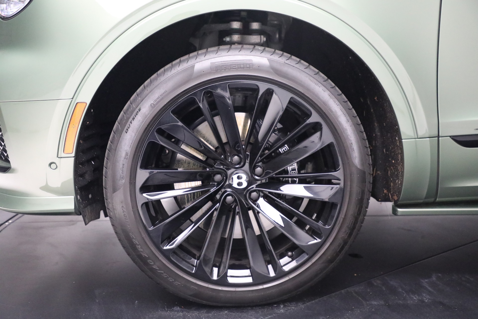 New-2023-Bentley-Bentayga-Speed