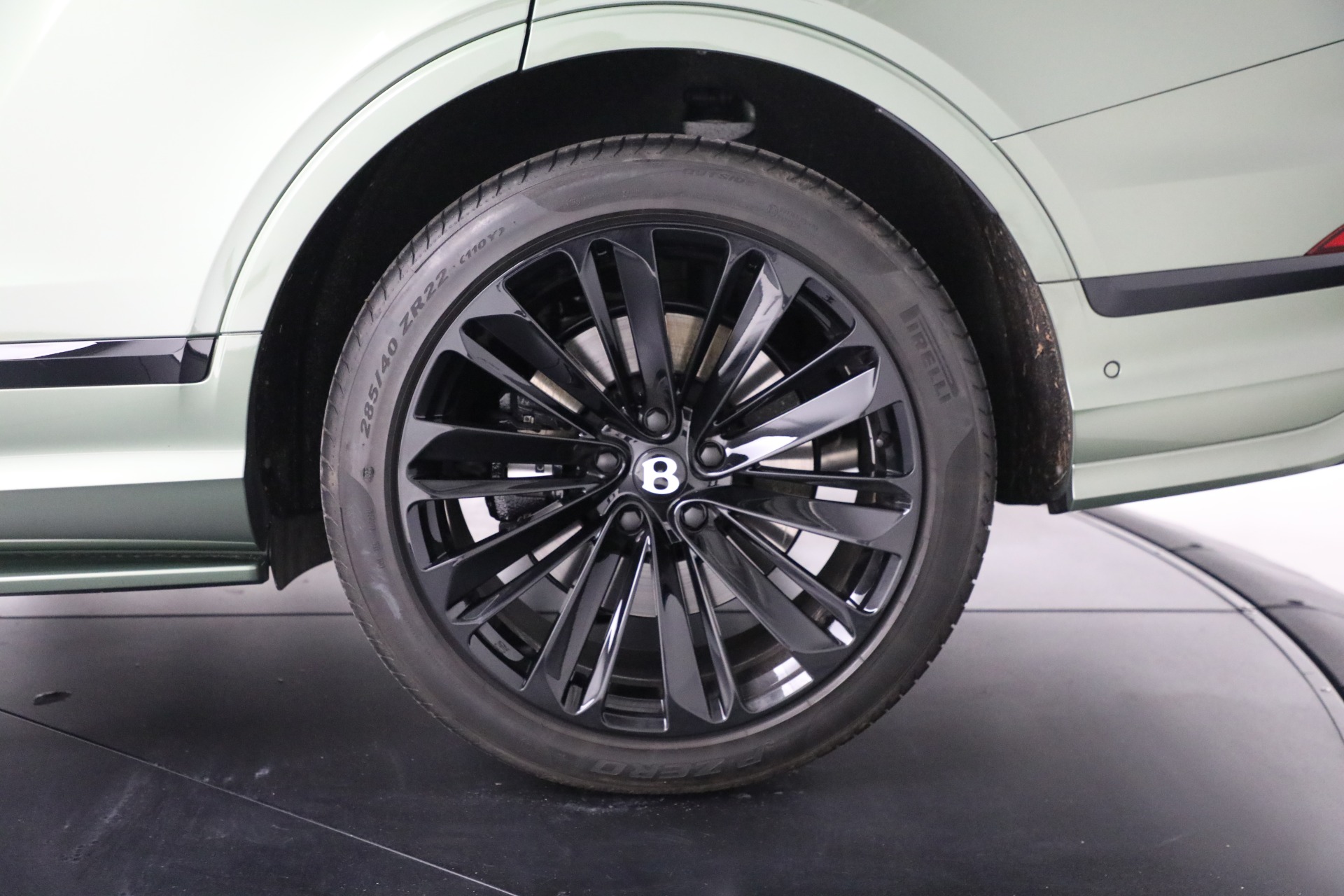 New-2023-Bentley-Bentayga-Speed