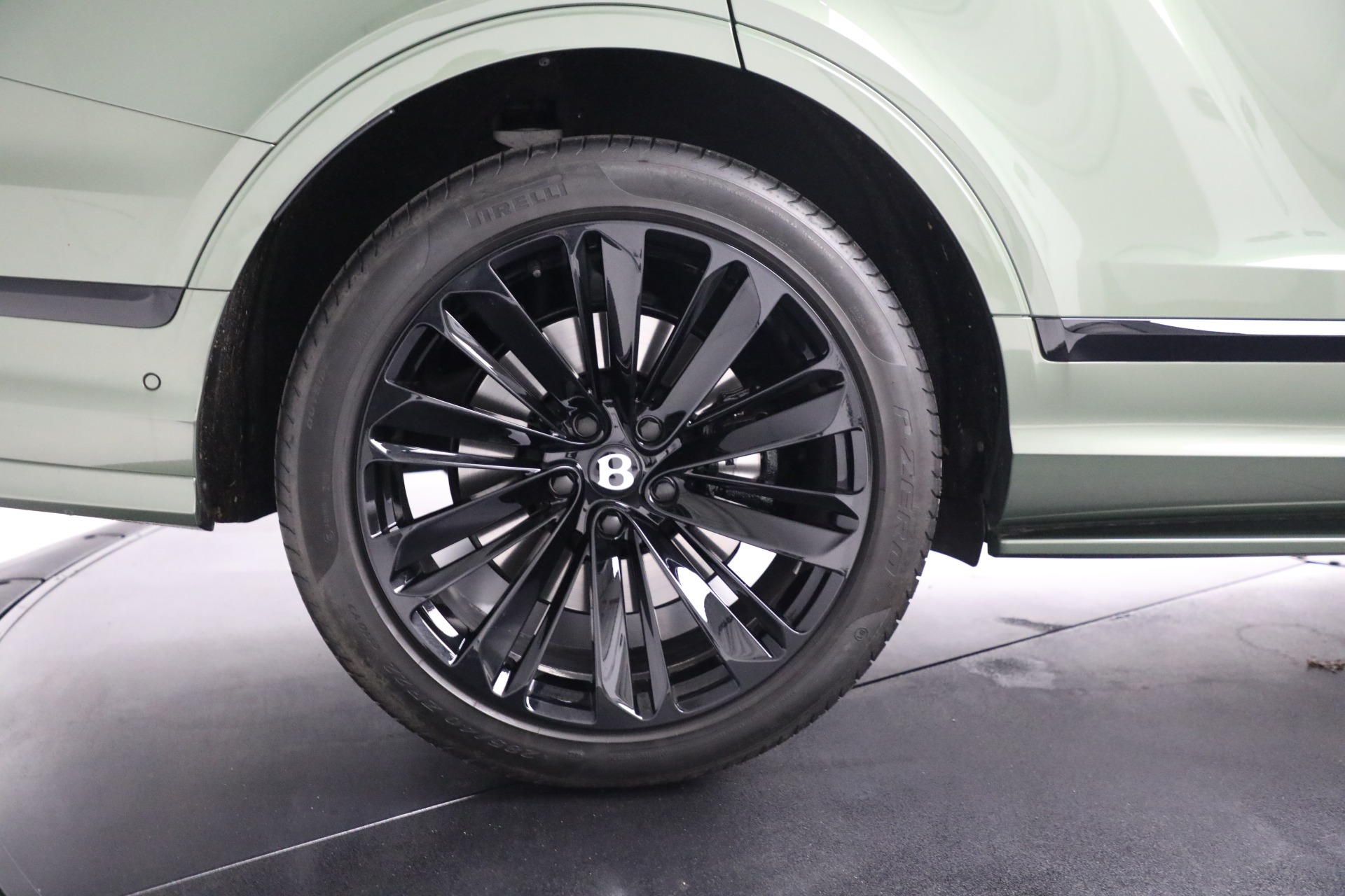 New-2023-Bentley-Bentayga-Speed