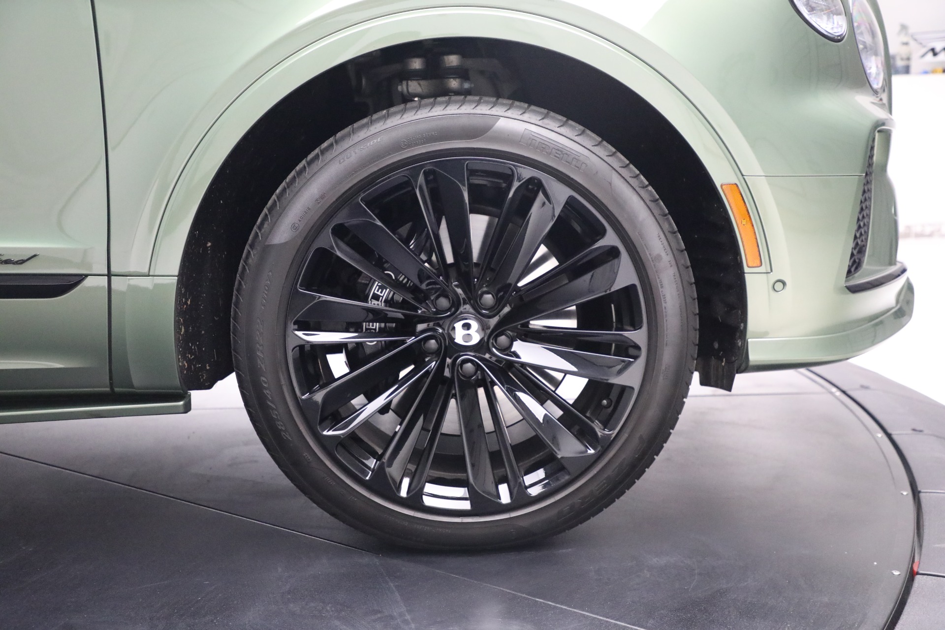 New-2023-Bentley-Bentayga-Speed