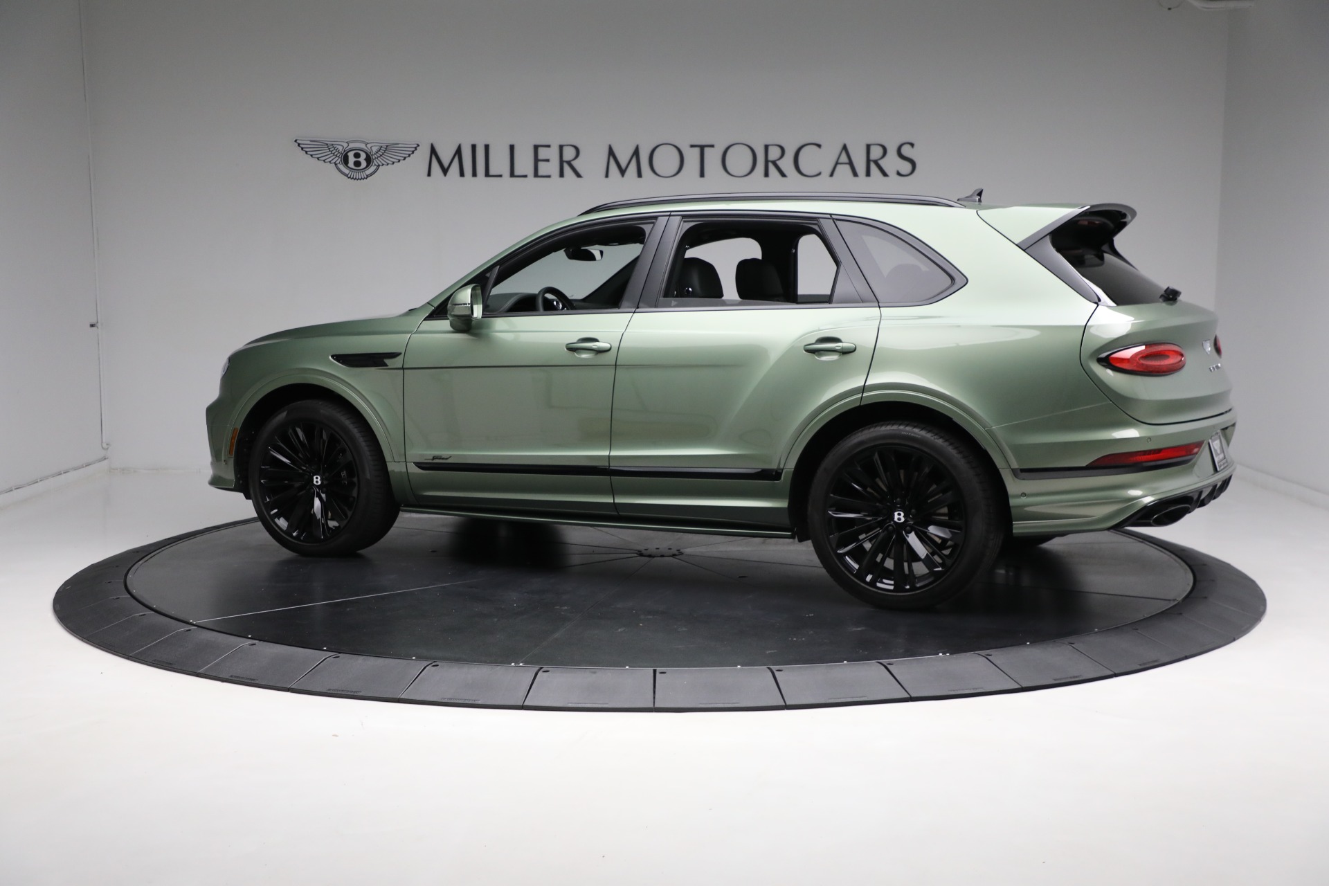 New-2023-Bentley-Bentayga-Speed