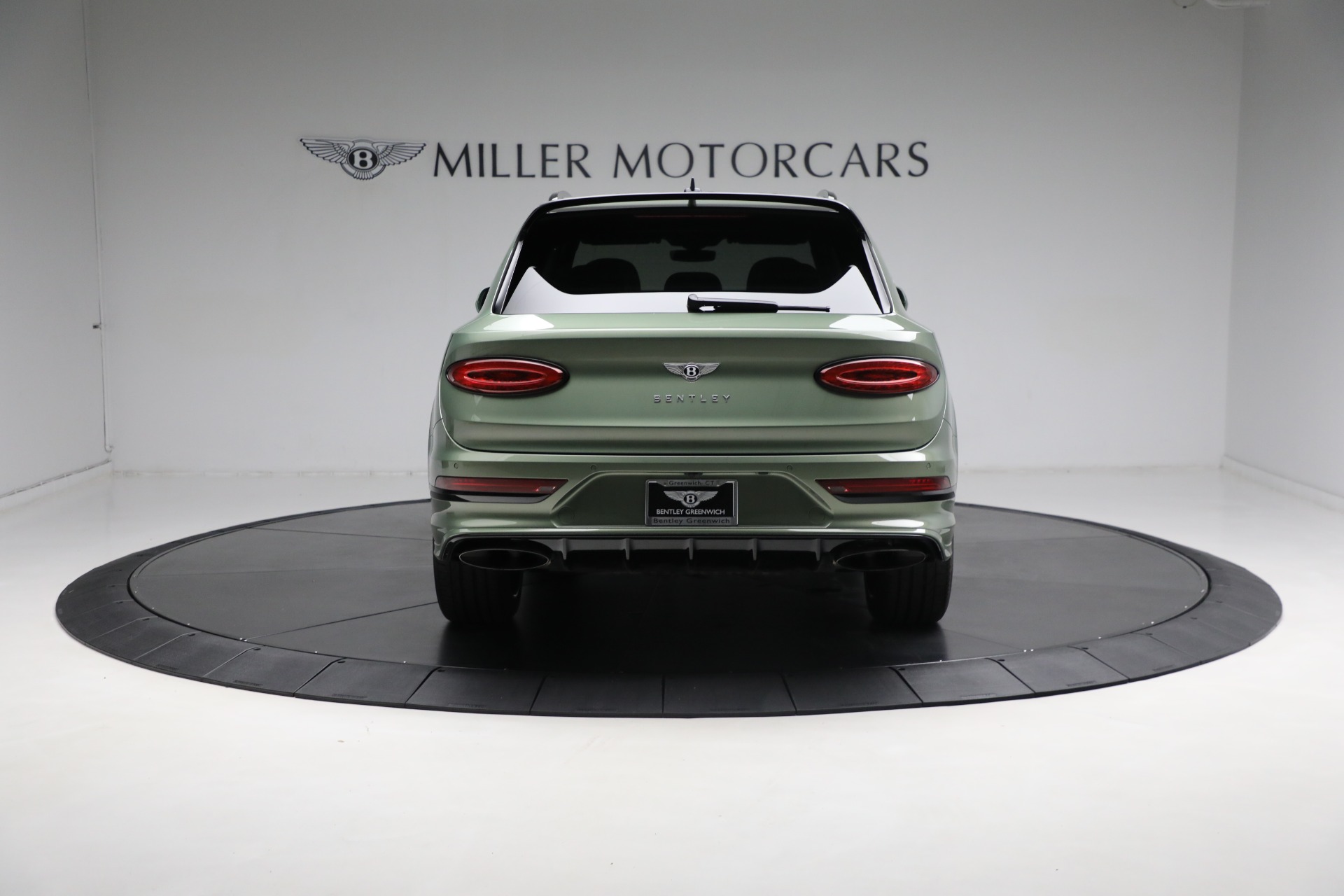 New-2023-Bentley-Bentayga-Speed