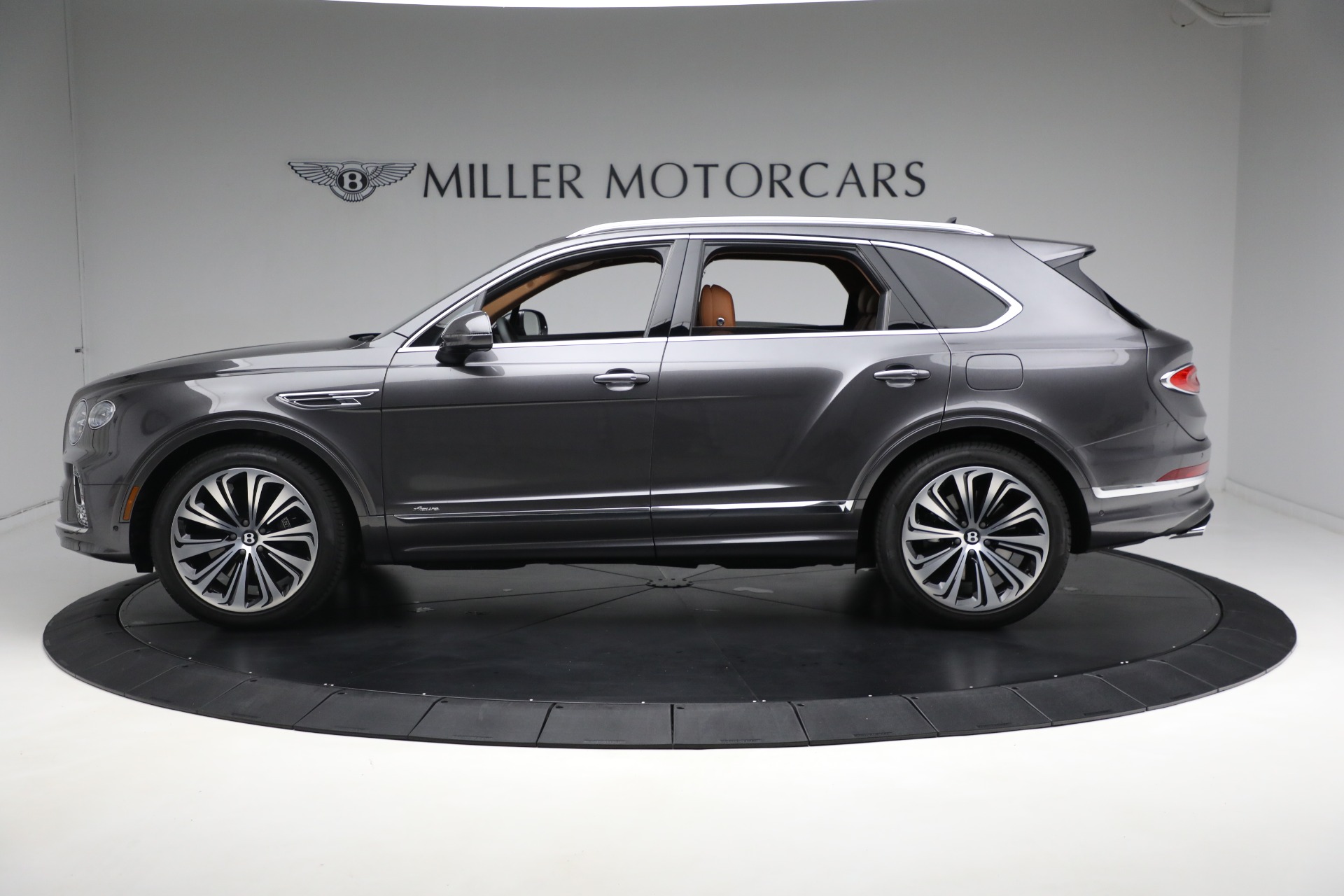 New-2023-Bentley-Bentayga-Azure-Hybrid