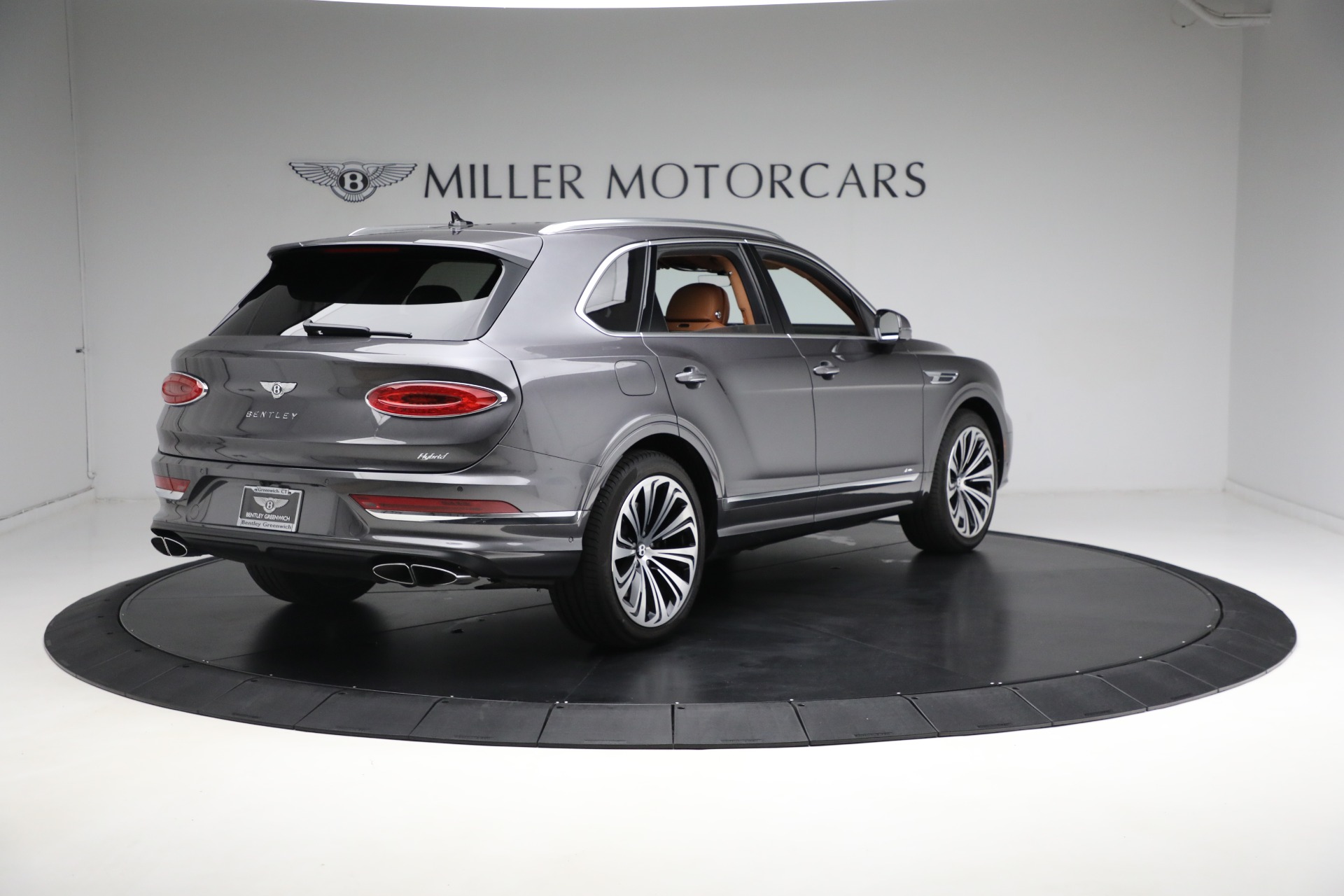 New-2023-Bentley-Bentayga-Azure-Hybrid