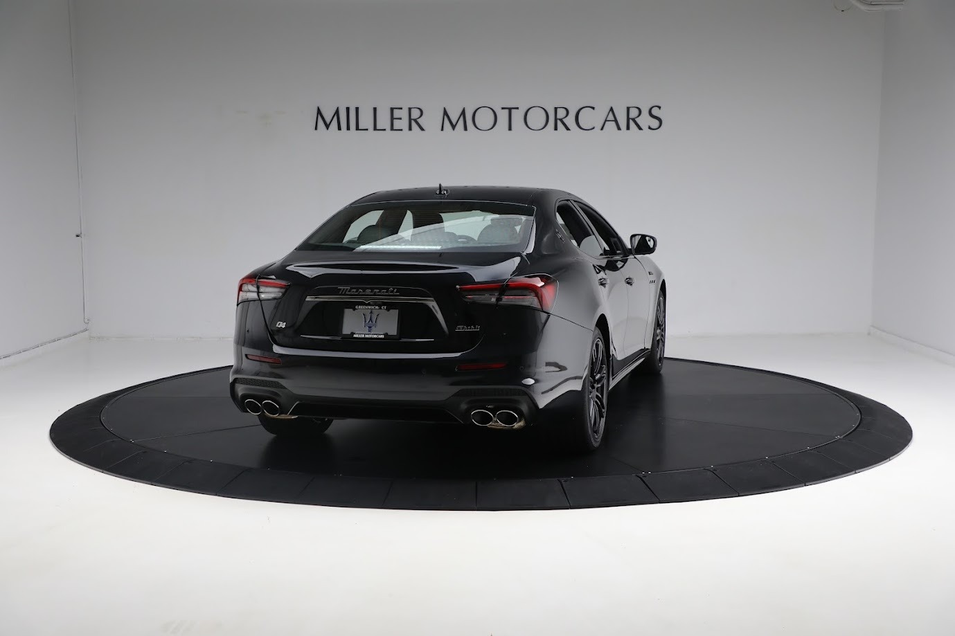 New-2024-Maserati-Ghibli-Modena-Ultima-Q4