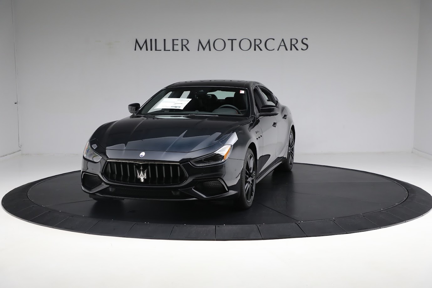 New-2024-Maserati-Ghibli-Modena-Ultima-Q4