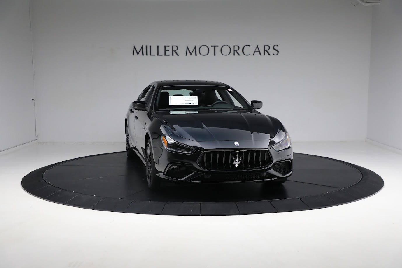 New-2024-Maserati-Ghibli-Modena-Ultima-Q4