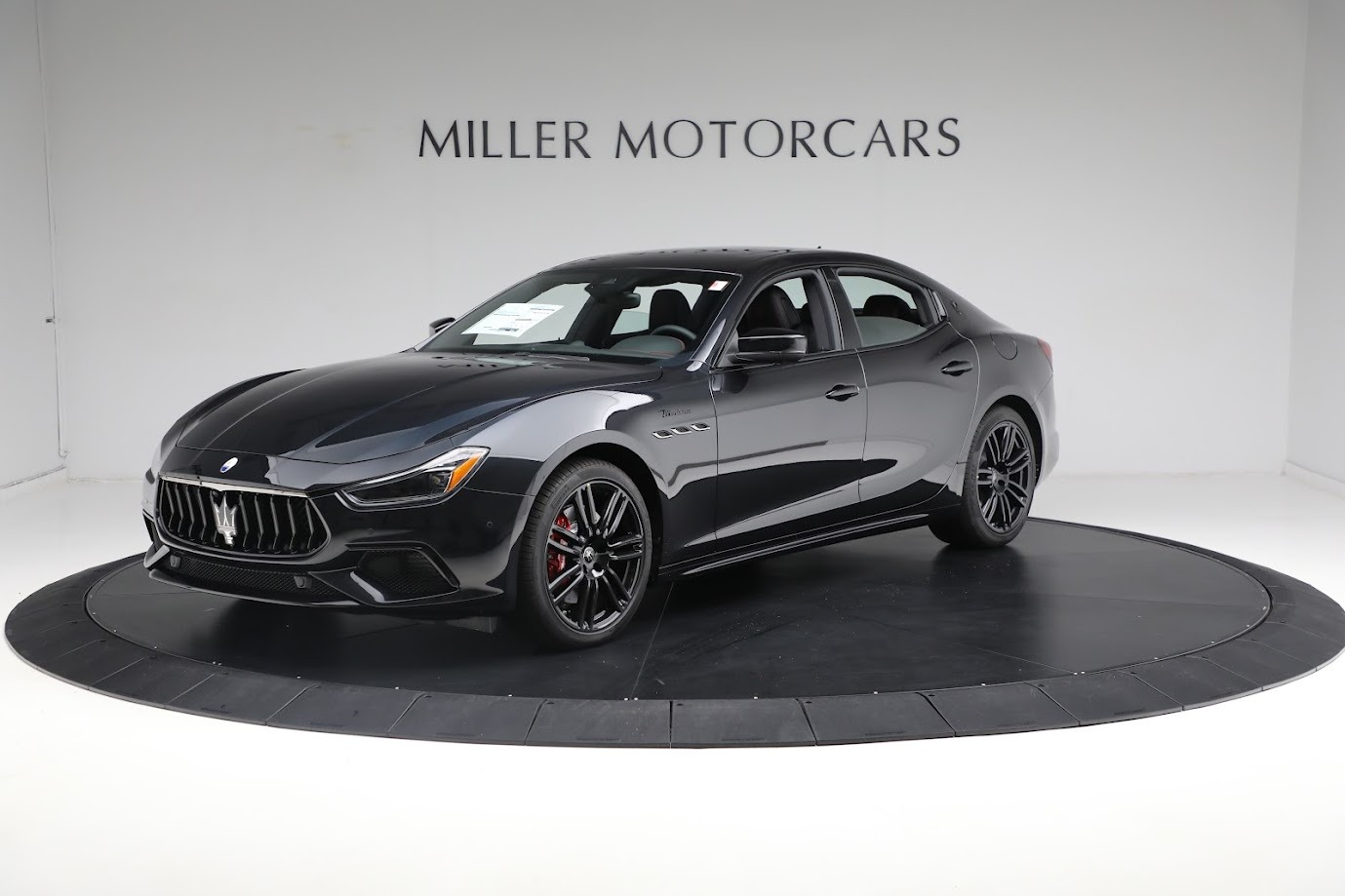 New-2024-Maserati-Ghibli-Modena-Ultima-Q4