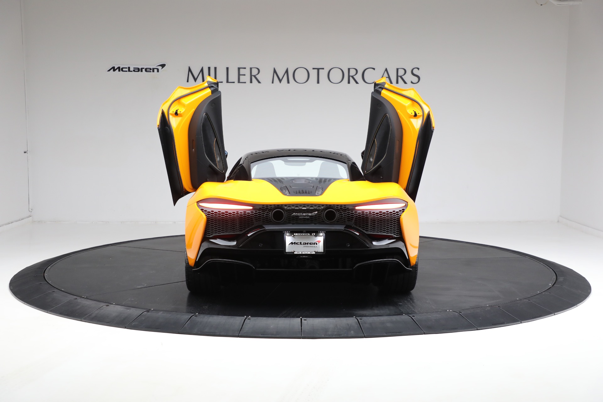 Used-2024-McLaren-Artura-Performance