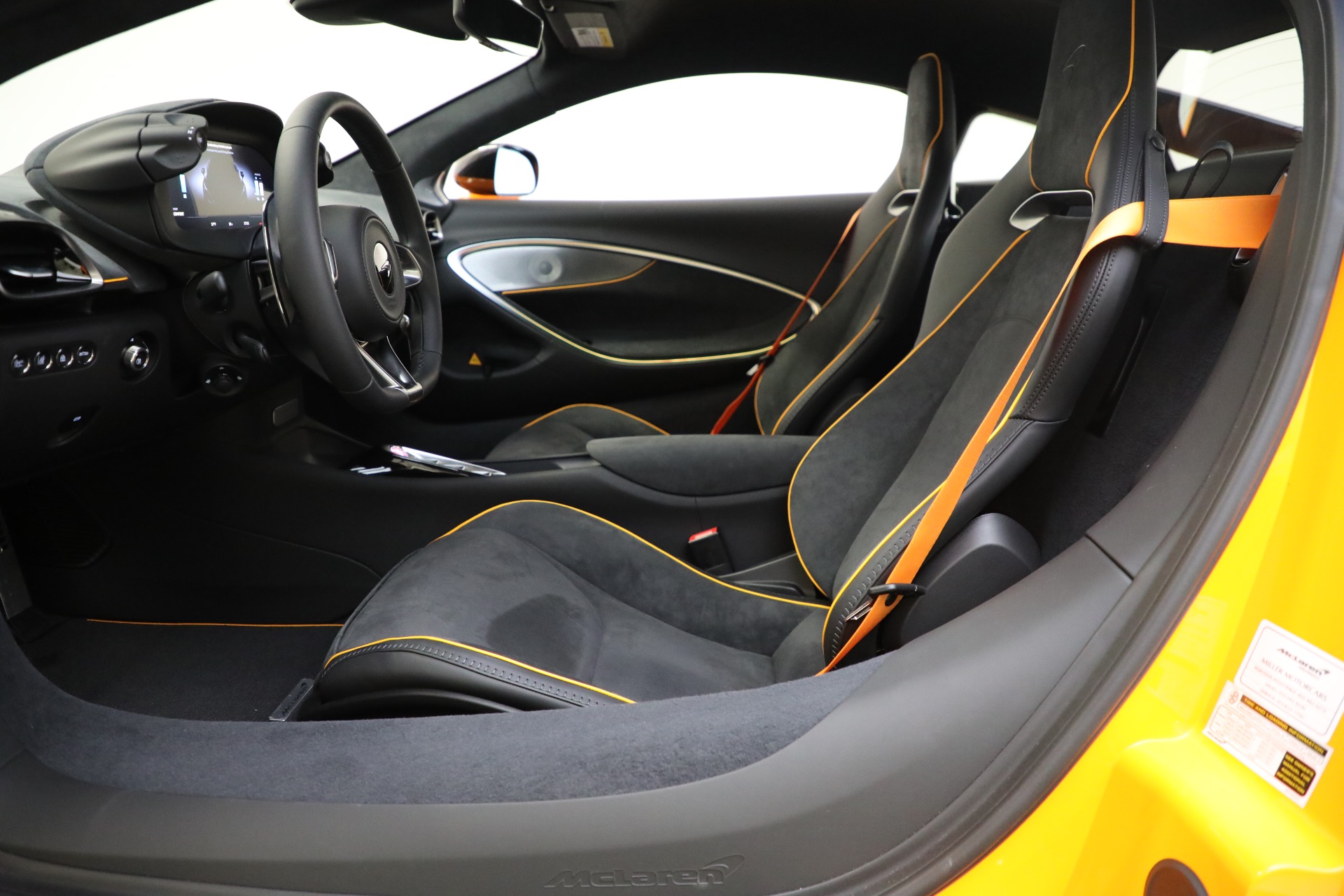 Used-2024-McLaren-Artura-Performance