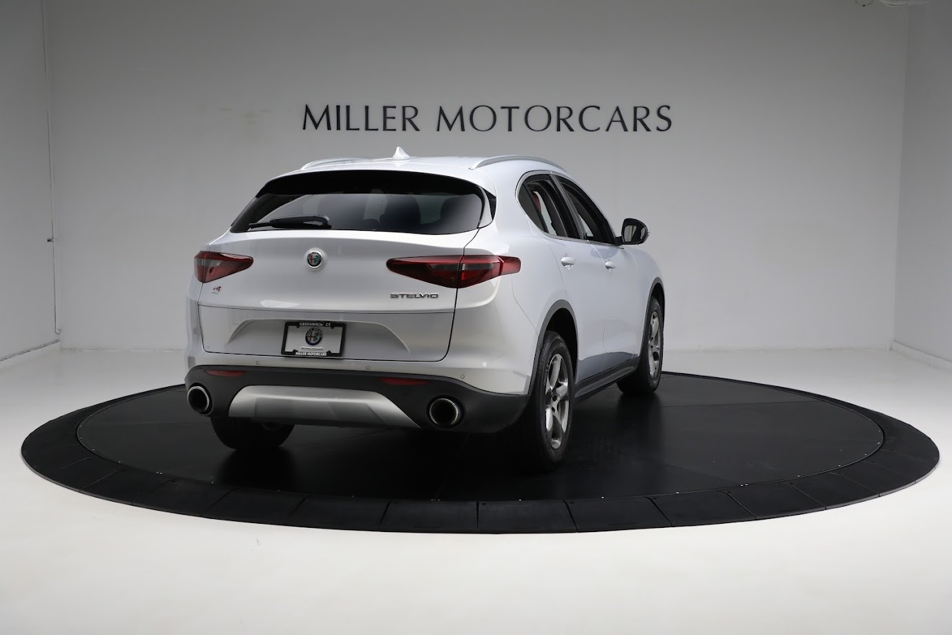 Used-2021-Alfa-Romeo-Stelvio-Sprint