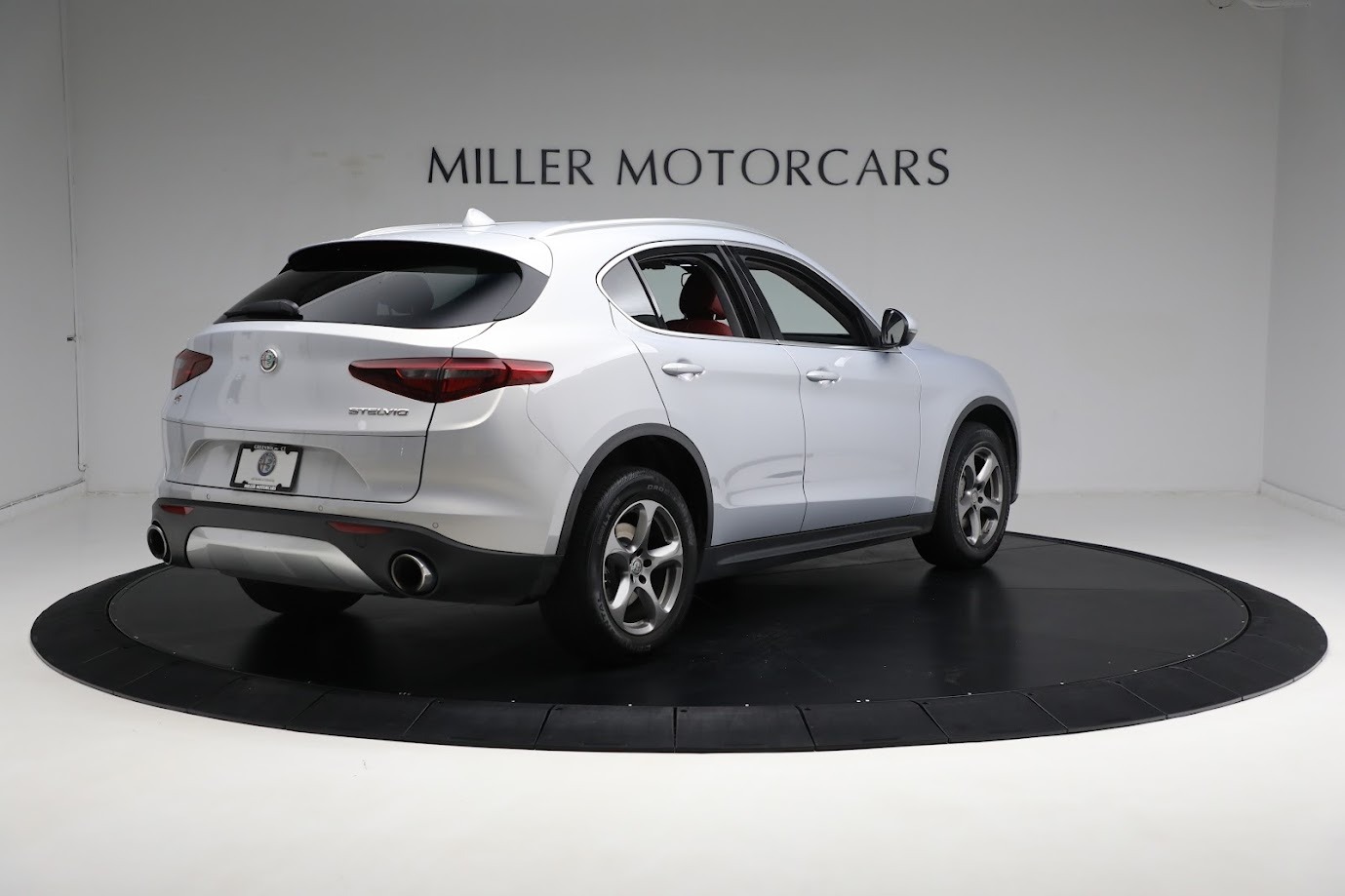 Used-2021-Alfa-Romeo-Stelvio-Sprint