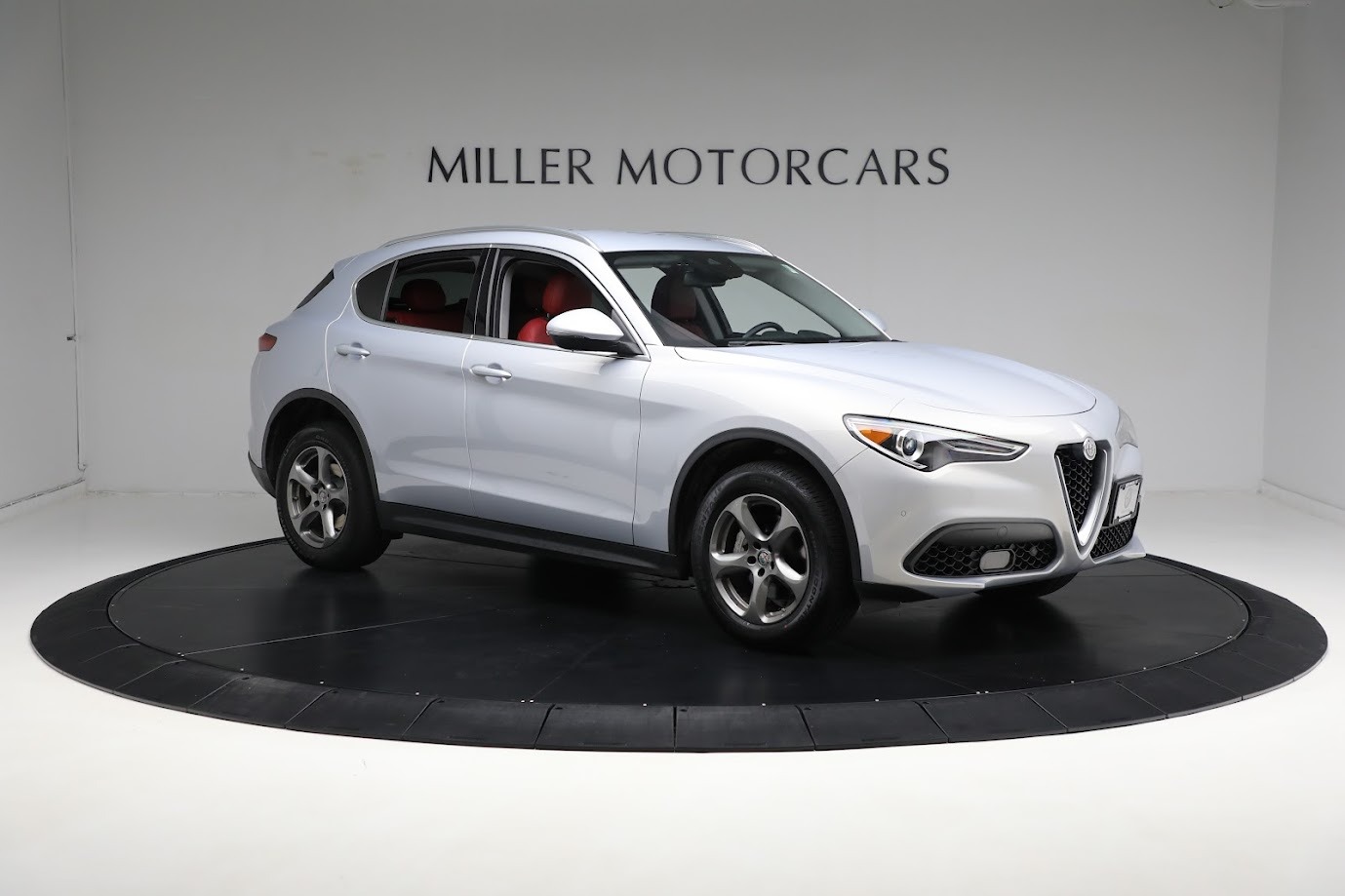 Used-2021-Alfa-Romeo-Stelvio-Sprint