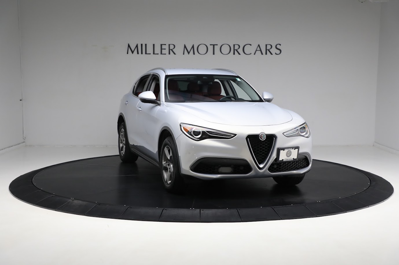 Used-2021-Alfa-Romeo-Stelvio-Sprint