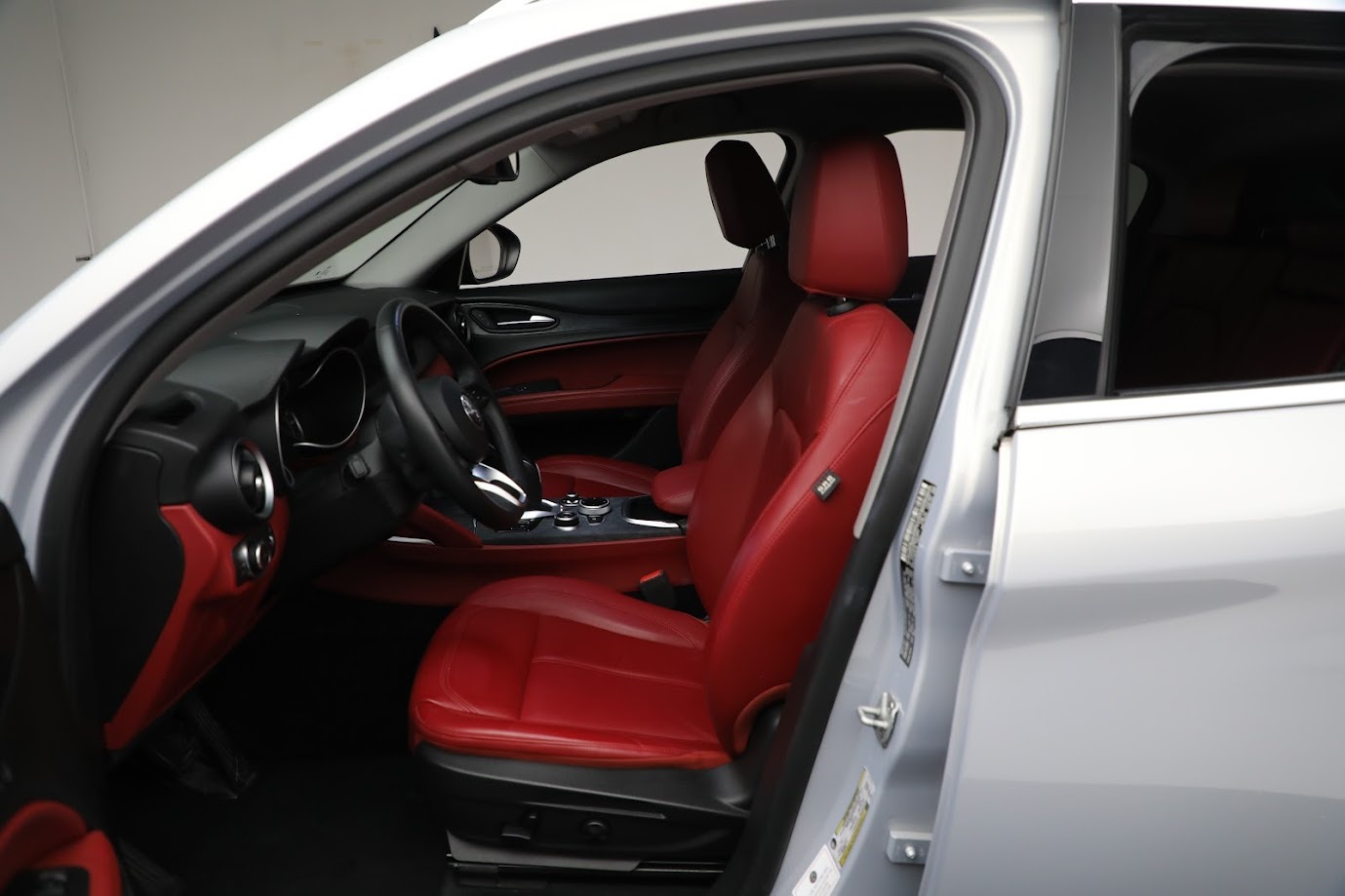 Used-2021-Alfa-Romeo-Stelvio-Sprint