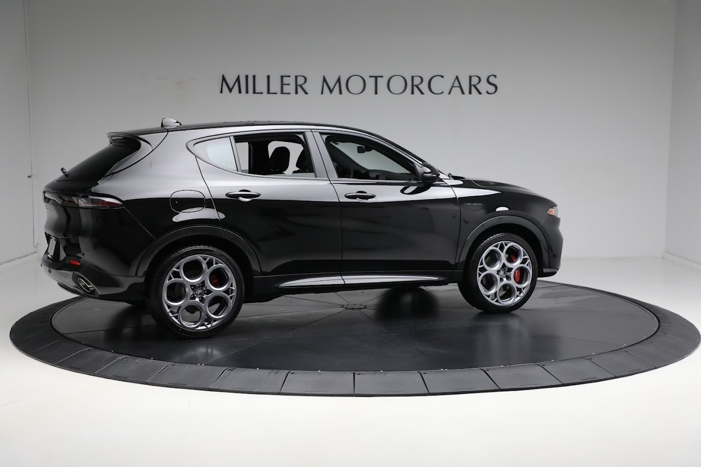 New-2024-Alfa-Romeo-Tonale-Veloce