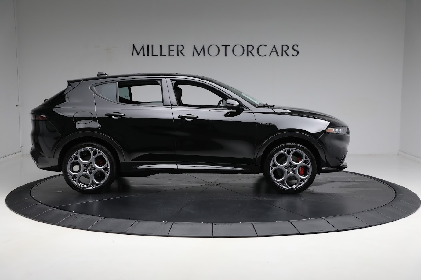 New-2024-Alfa-Romeo-Tonale-Veloce