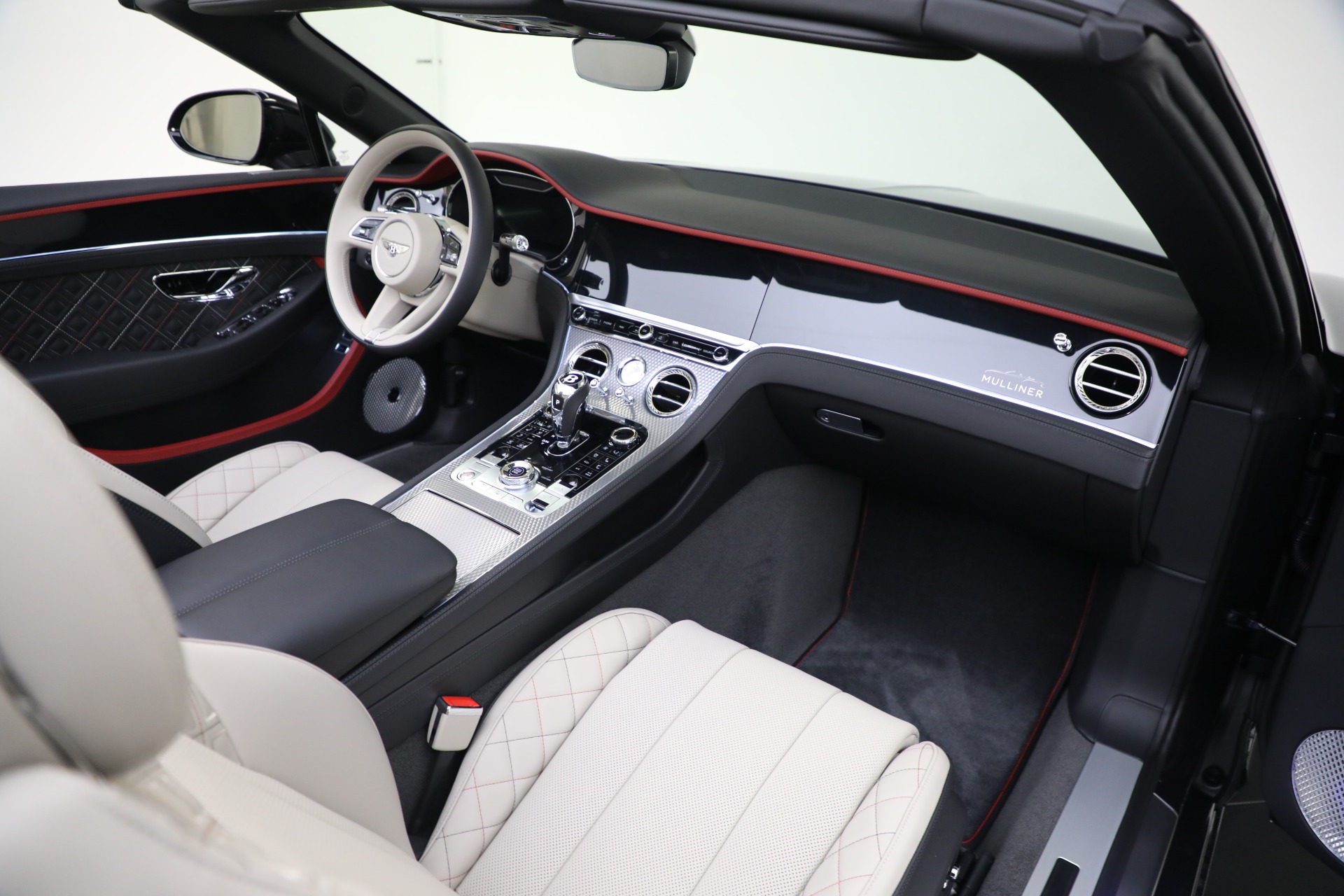 New-2024-Bentley-Continental-GTC-V8