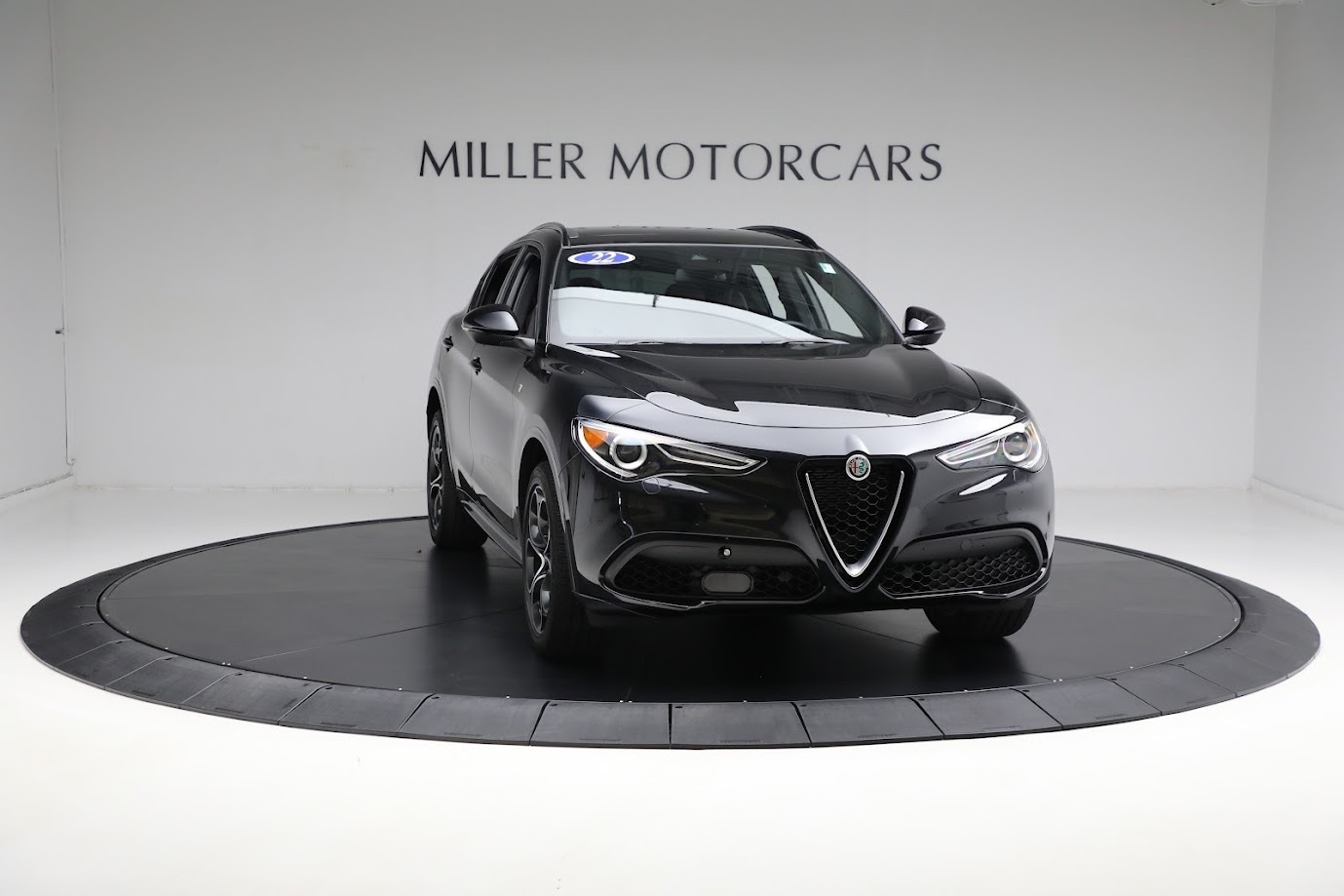 Used-2022-Alfa-Romeo-Stelvio-Ti