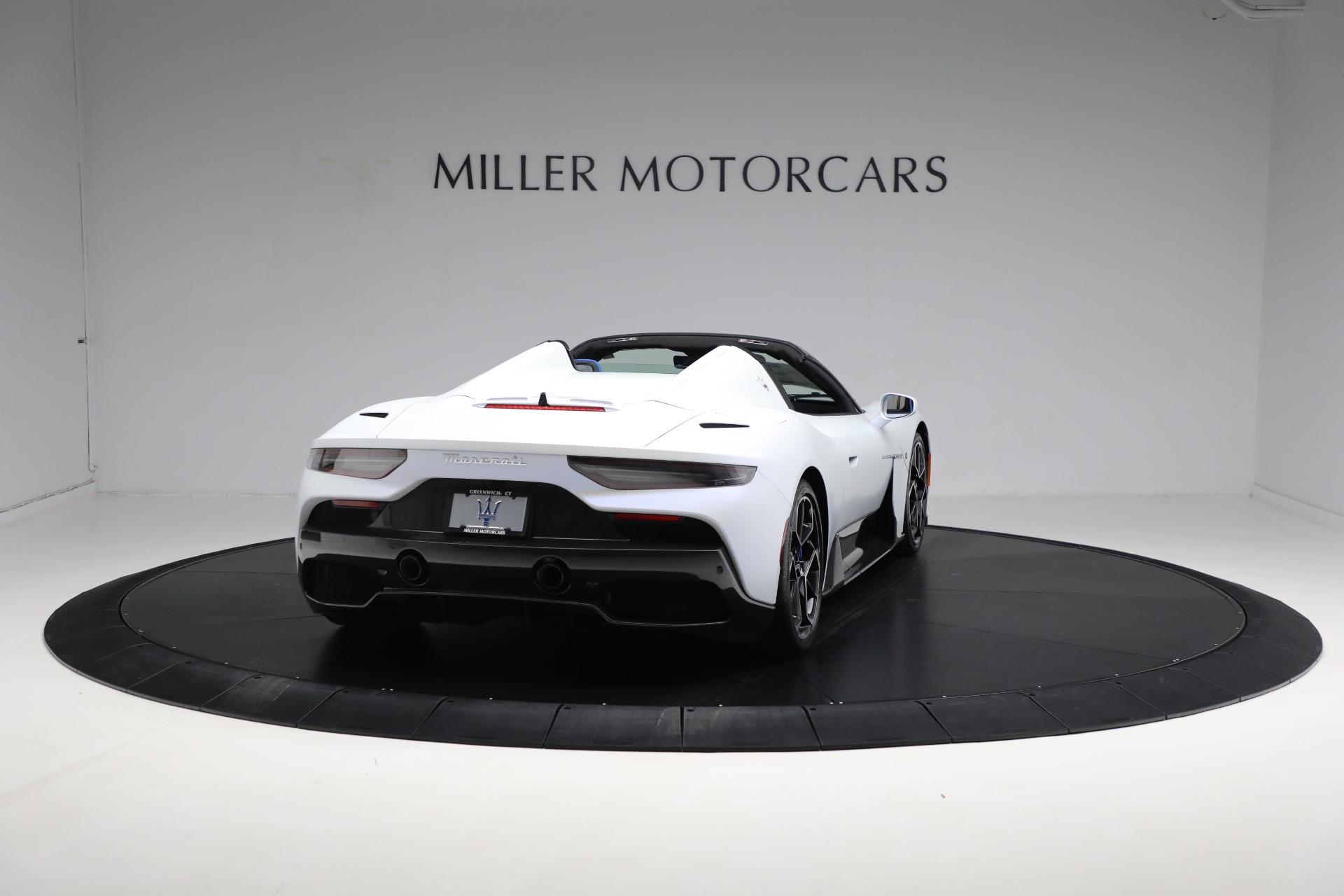 Used-2023-Maserati-MC20-Cielo