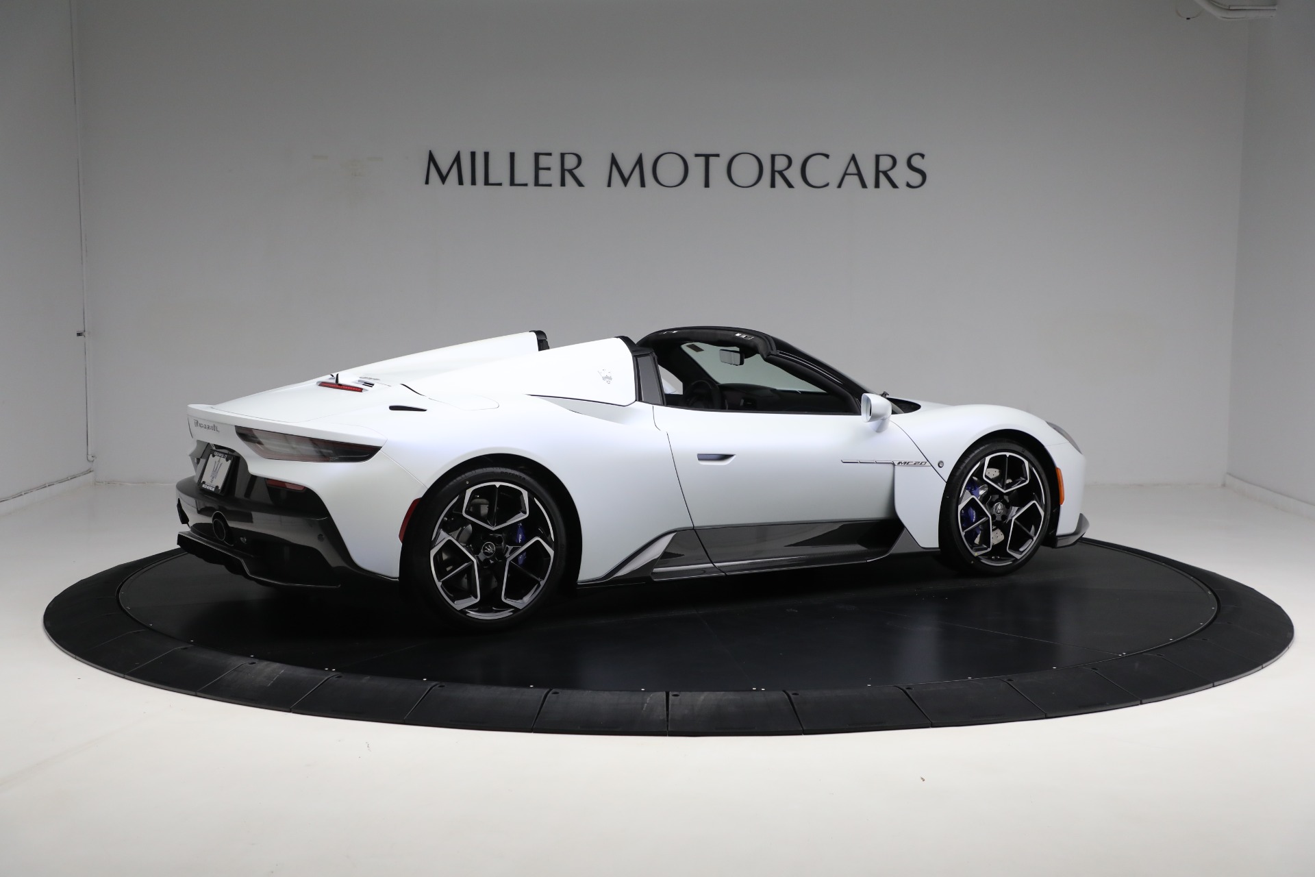 Used-2023-Maserati-MC20-Cielo