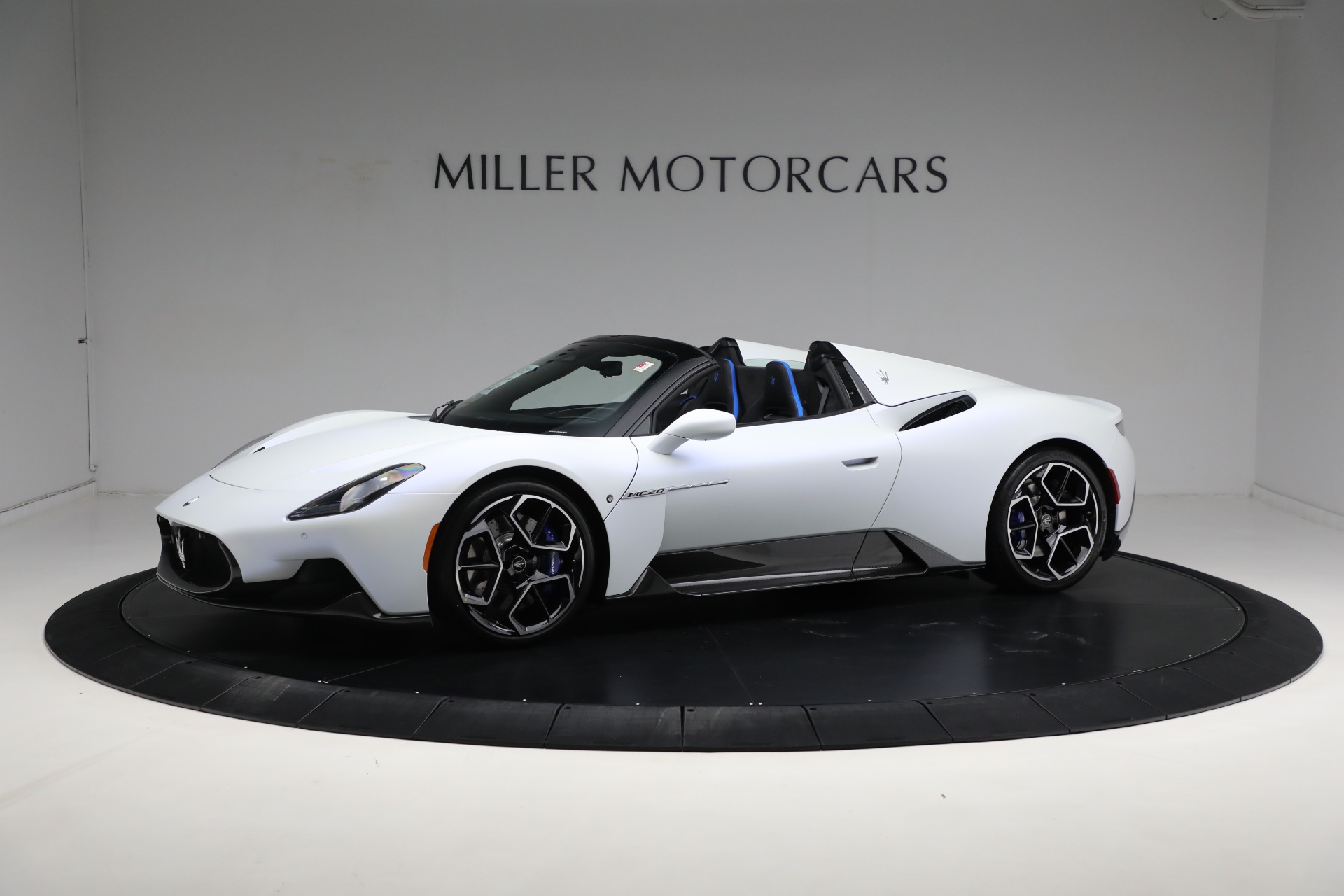 Used-2023-Maserati-MC20-Cielo