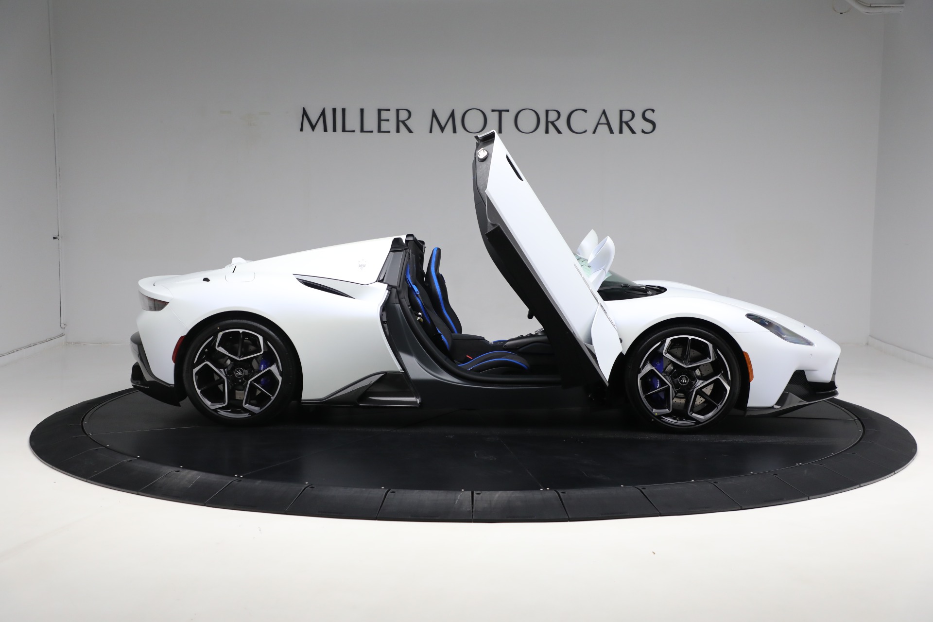 Used-2023-Maserati-MC20-Cielo