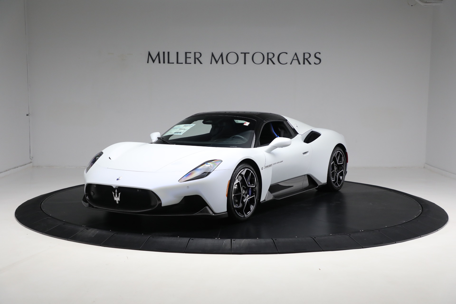 Used-2023-Maserati-MC20-Cielo