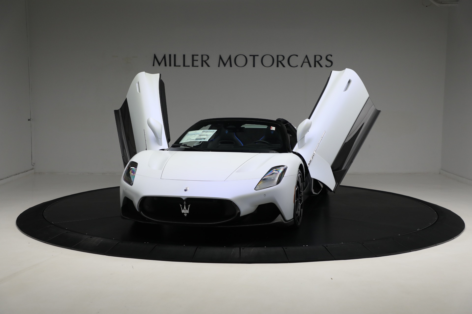 Used-2023-Maserati-MC20-Cielo
