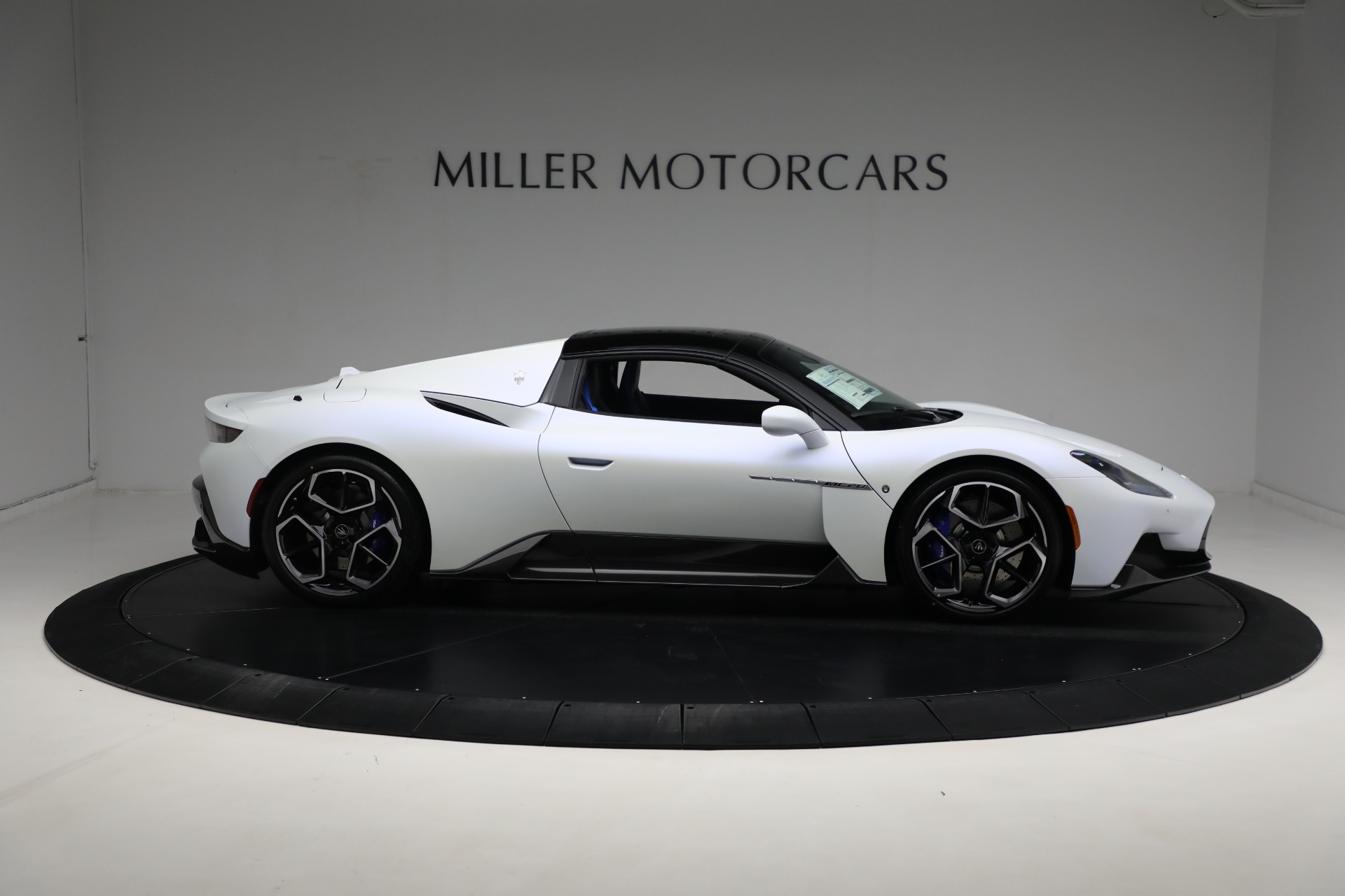 Used-2023-Maserati-MC20-Cielo