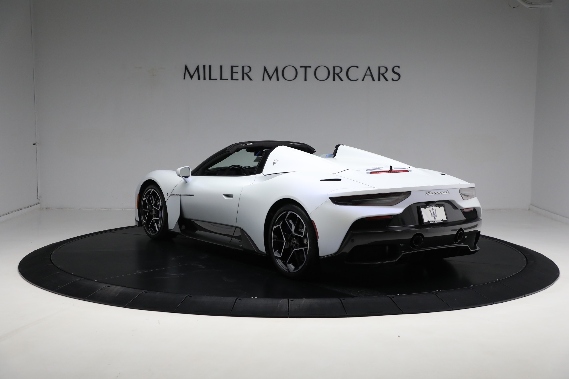 Used-2023-Maserati-MC20-Cielo