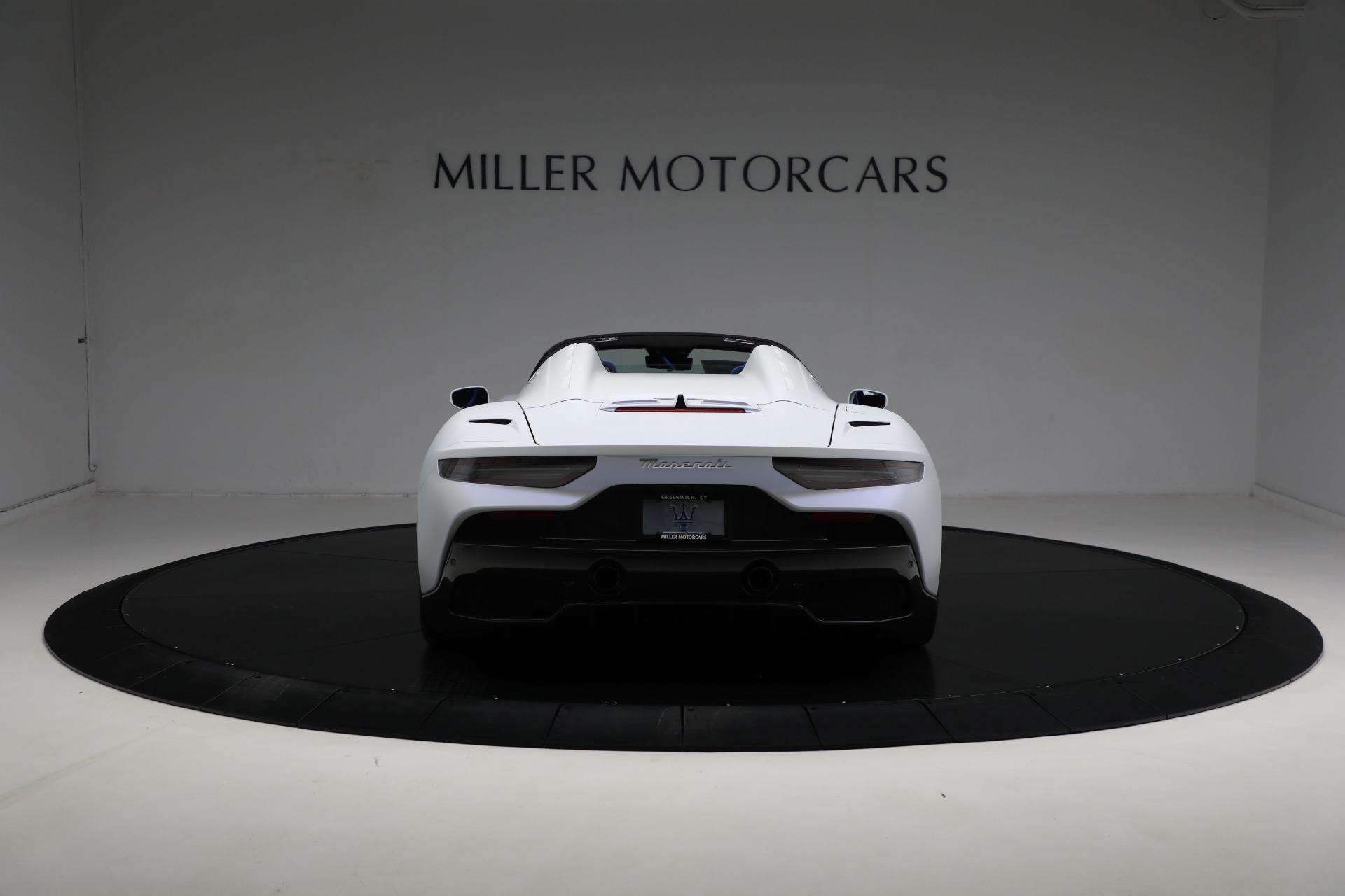 Used-2023-Maserati-MC20-Cielo