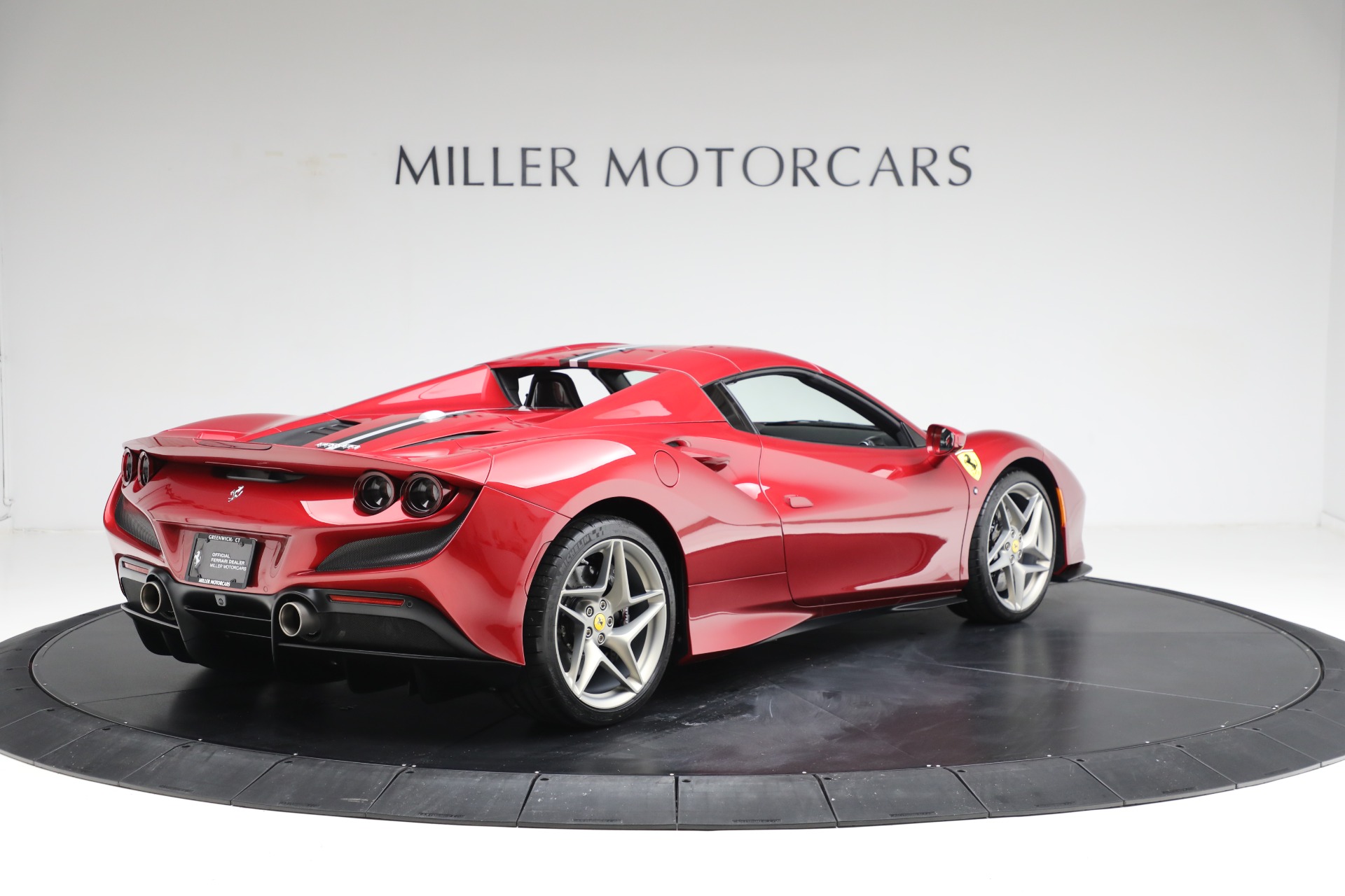 Used-2022-Ferrari-F8-Spider