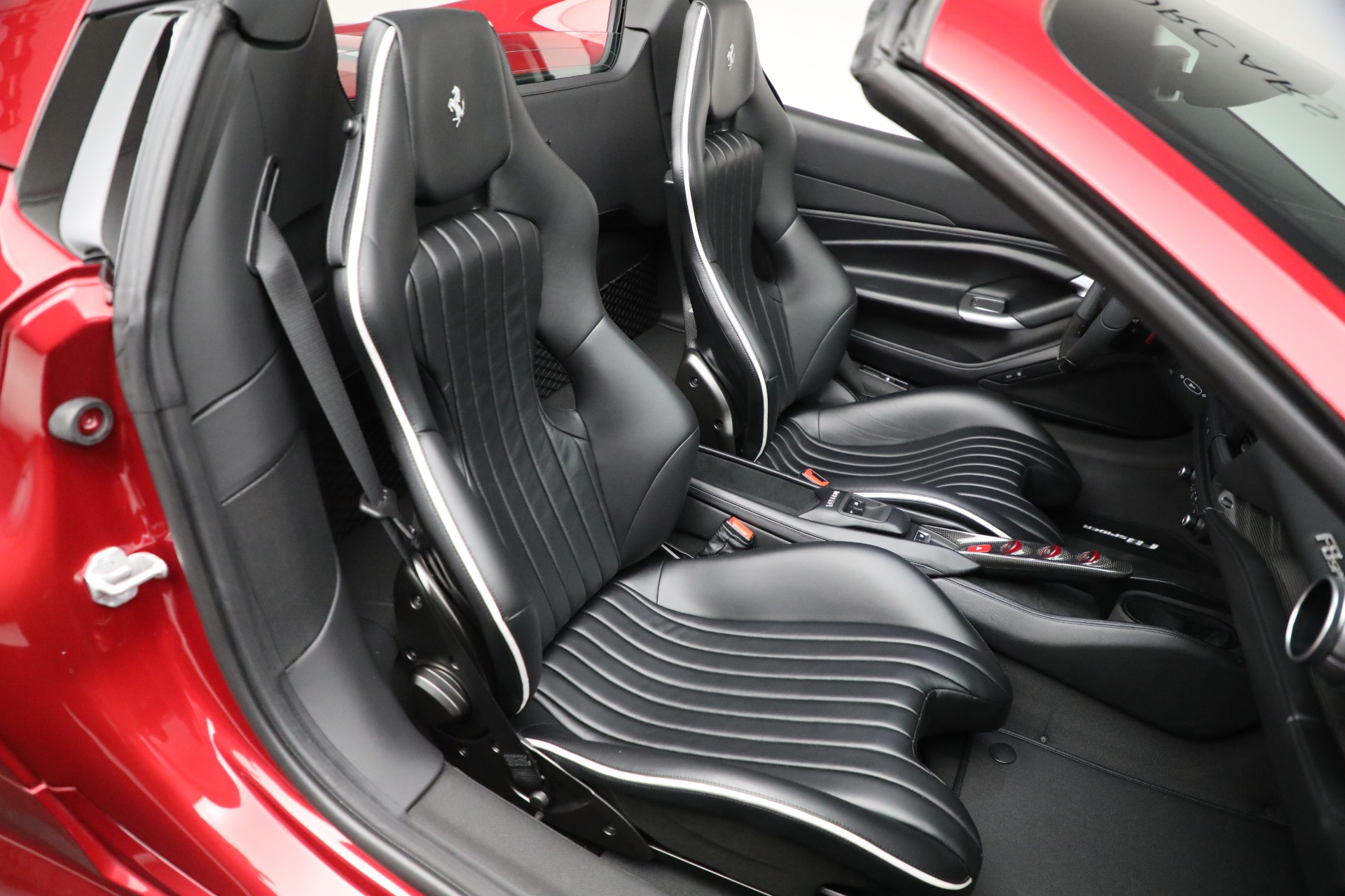 Used-2022-Ferrari-F8-Spider