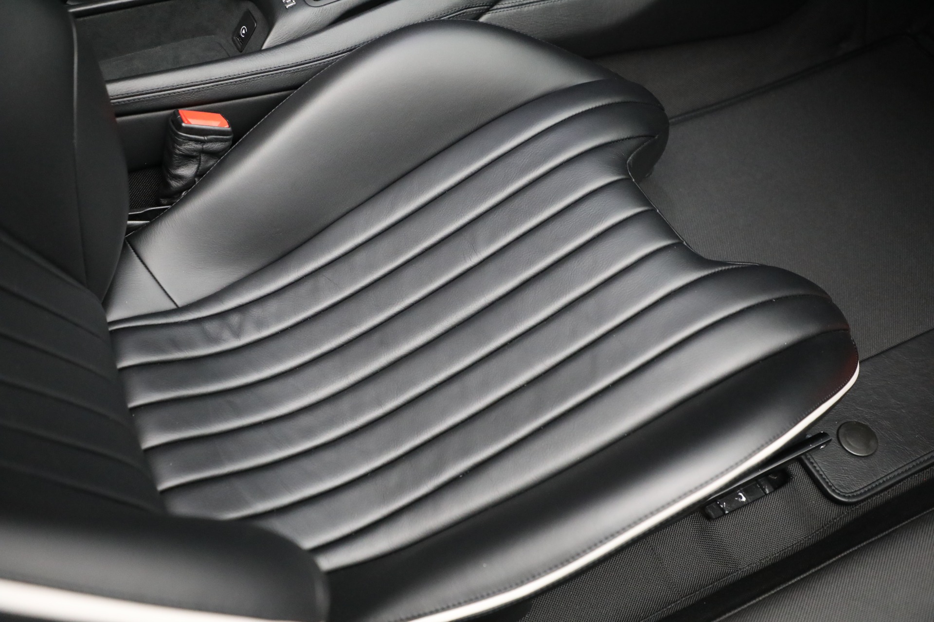 Used-2022-Ferrari-F8-Spider